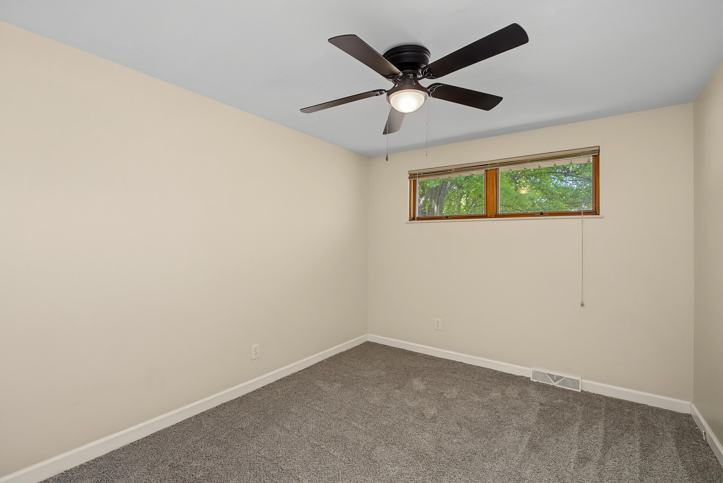 1209 Student, Springfield, Ohio 45503