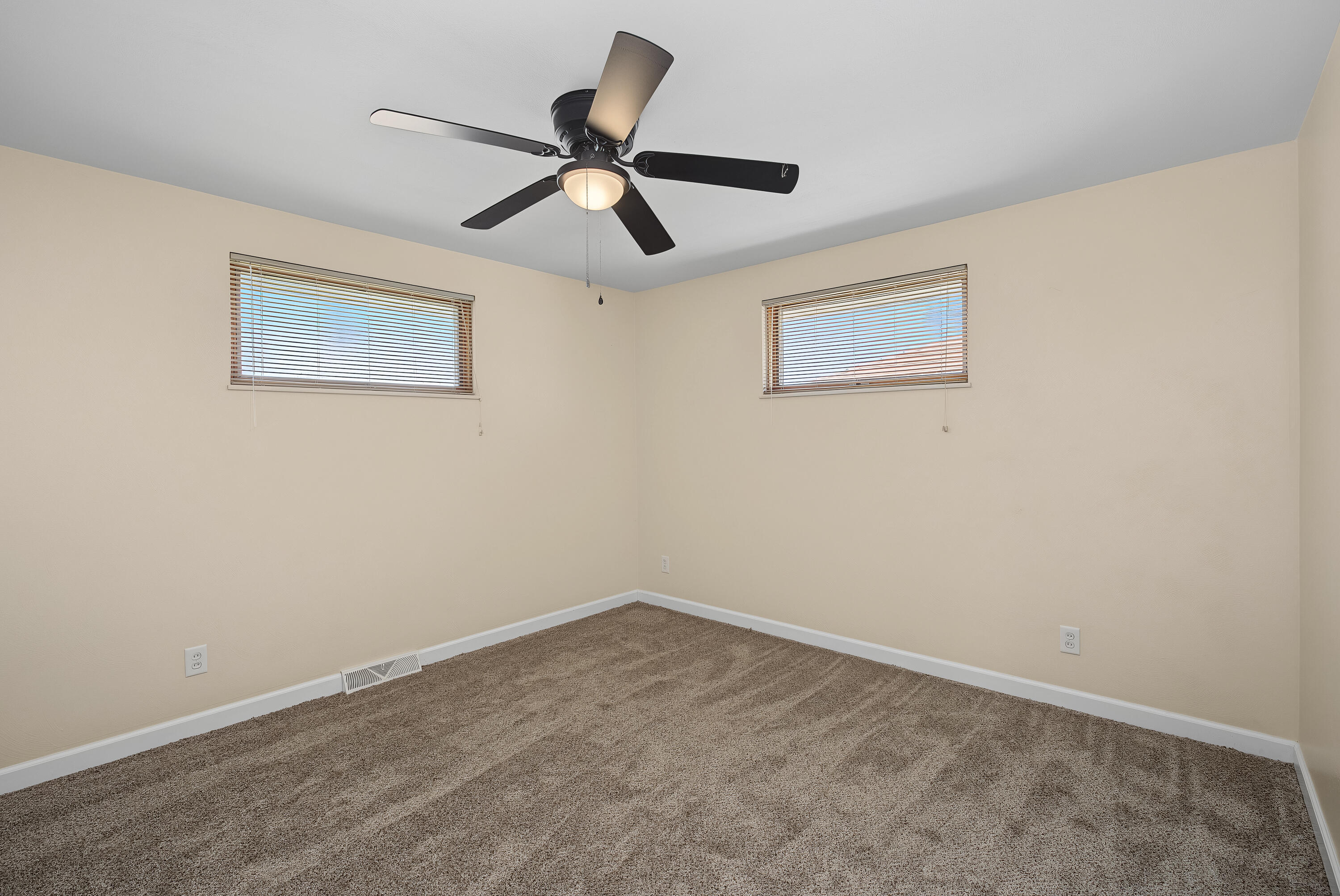 1209 Student, Springfield, Ohio 45503