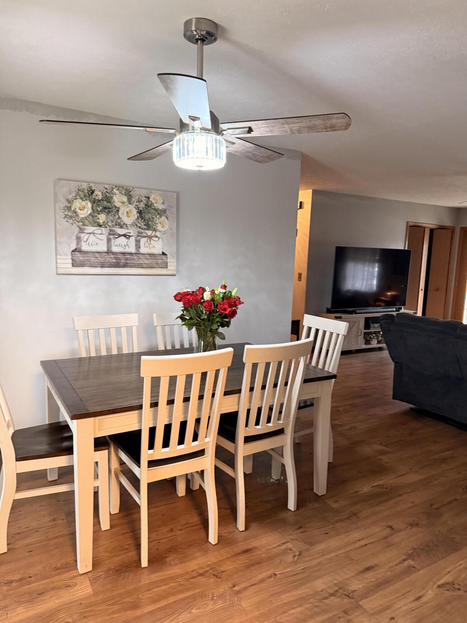 1517 hawke, Bellefontaine, Ohio 43311
