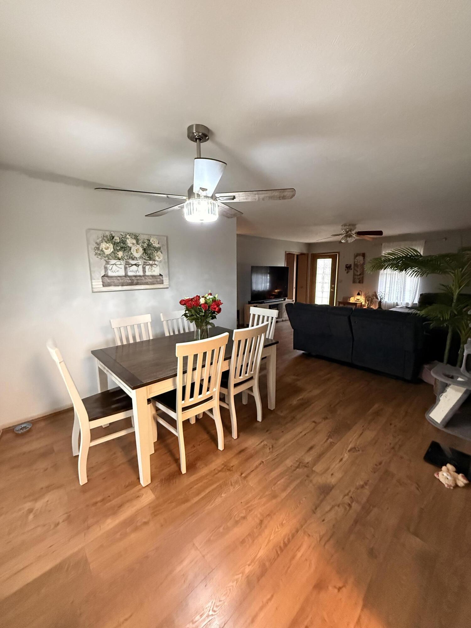 1517 hawke, Bellefontaine, Ohio 43311
