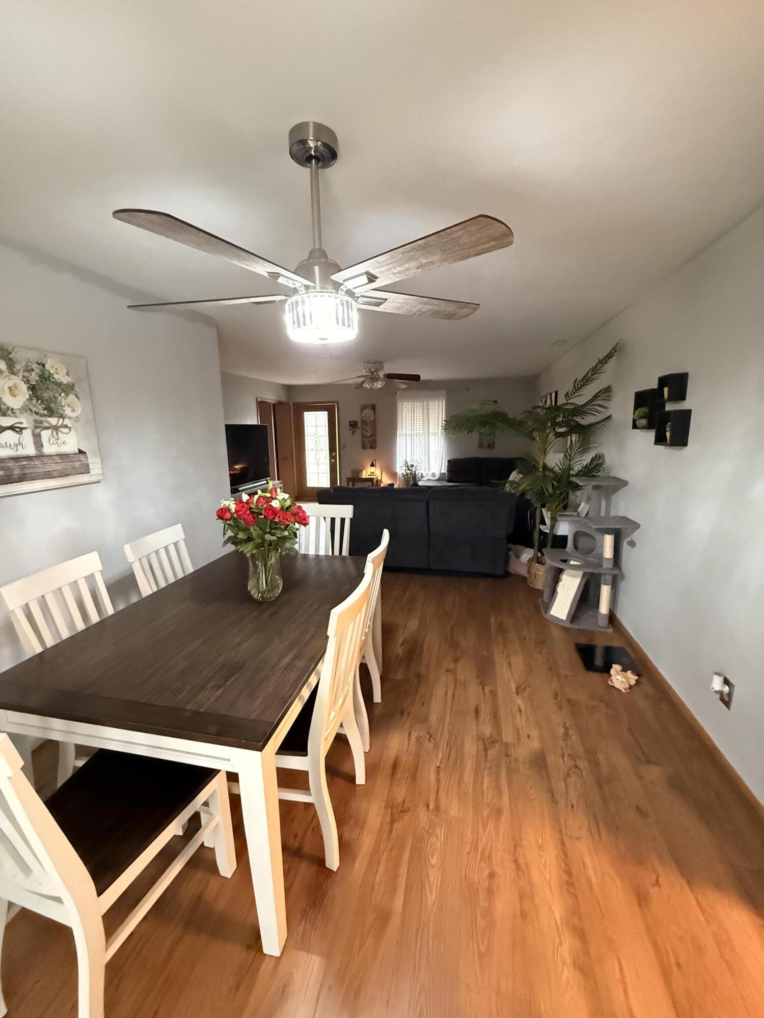 1517 hawke, Bellefontaine, Ohio 43311