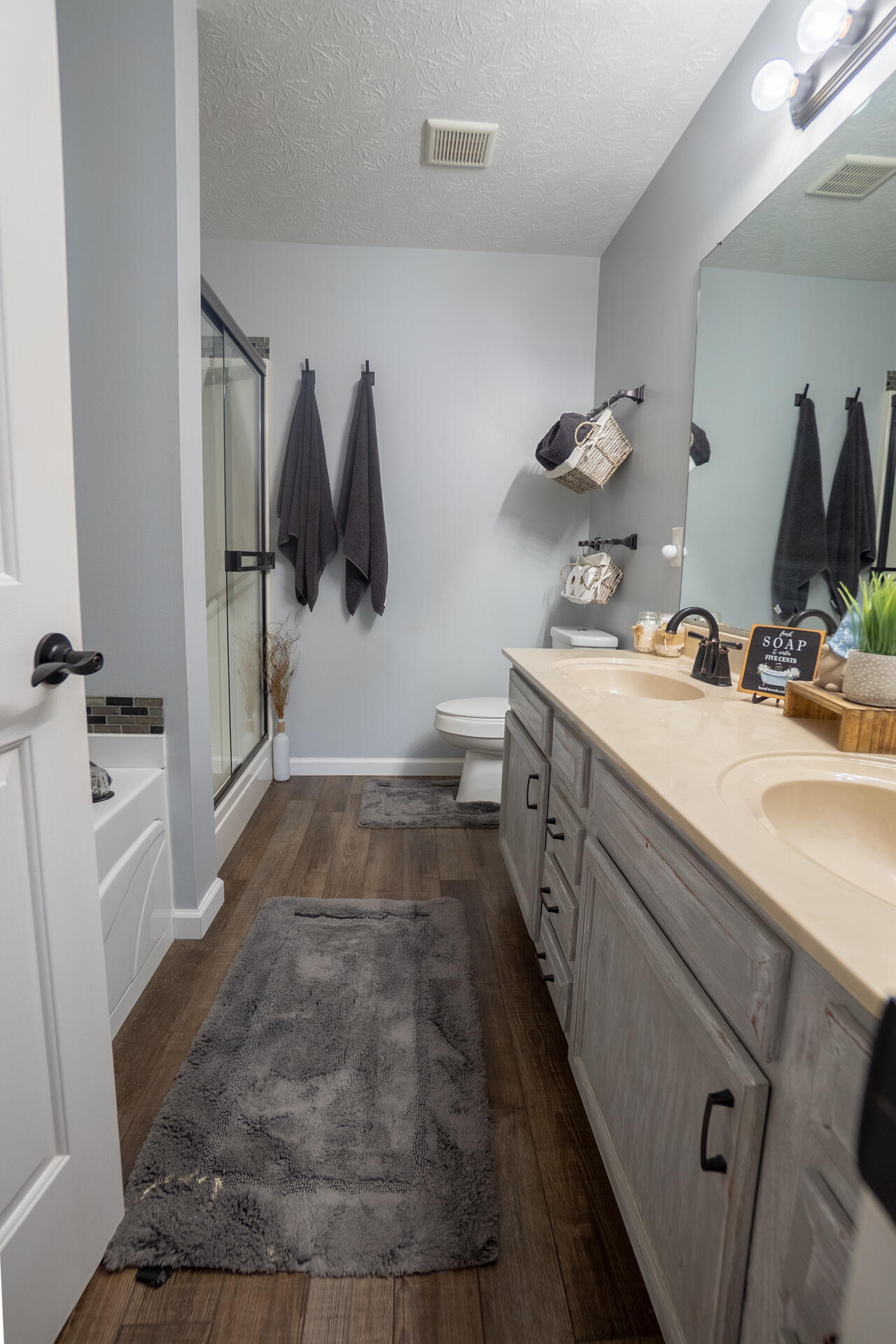 1816 Springwood, Piqua, Ohio 45356