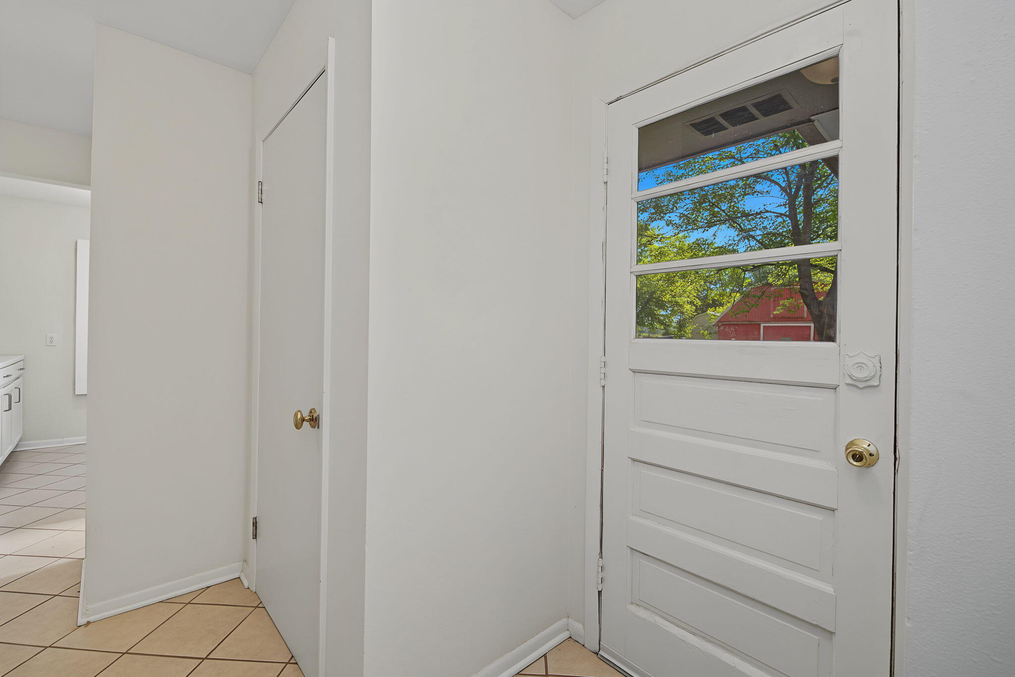 2774 Dayton Lakeview, New Carlisle, Ohio 45344