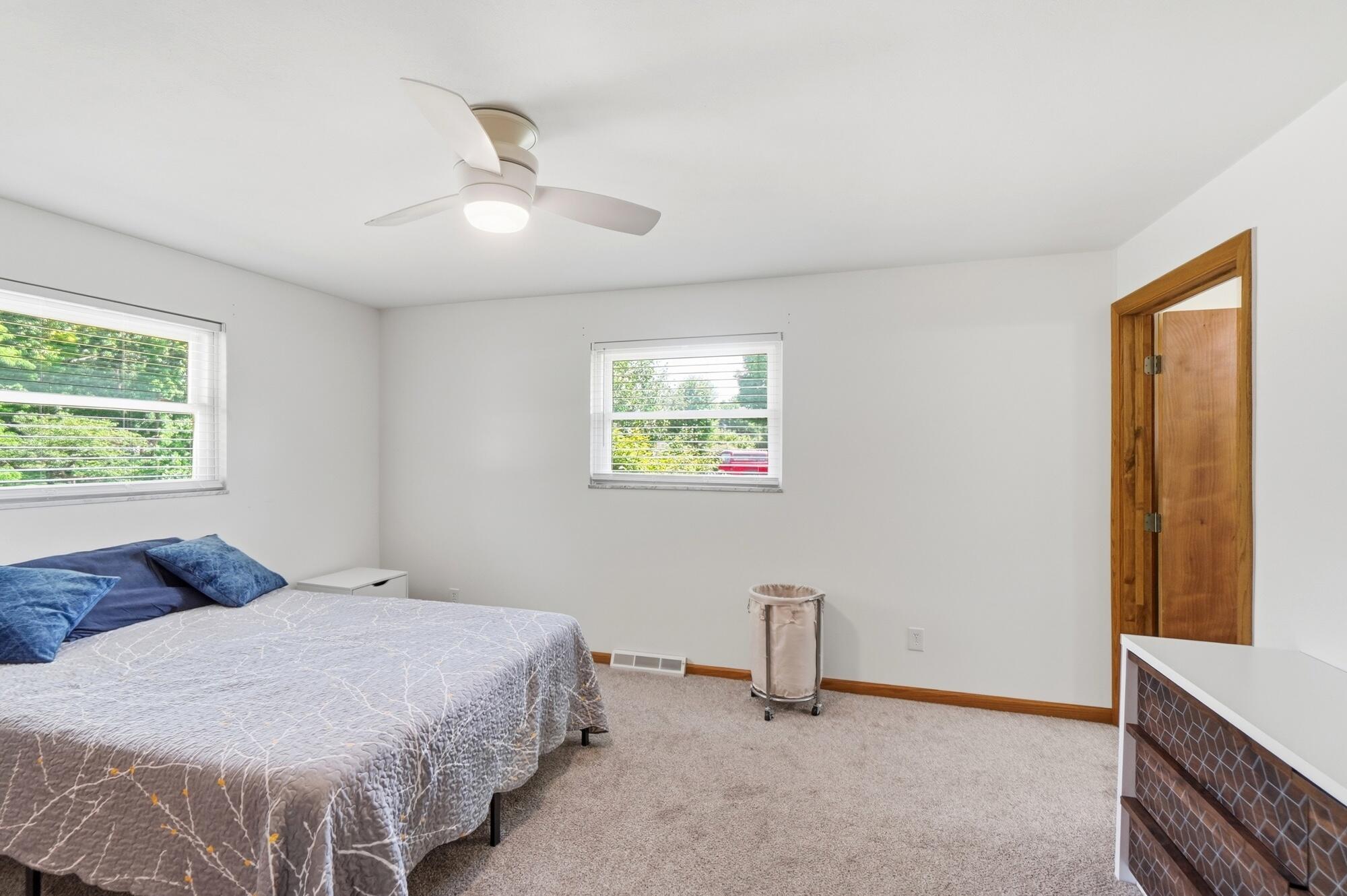 Devon, Springfield, Ohio 45503