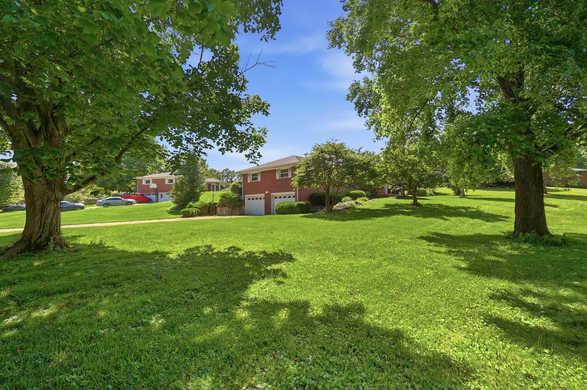 Devon, Springfield, Ohio 45503