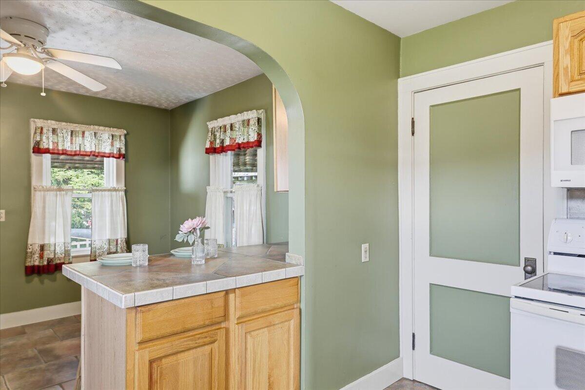 2955 Mechanicsburg, Springfield, Ohio 45503