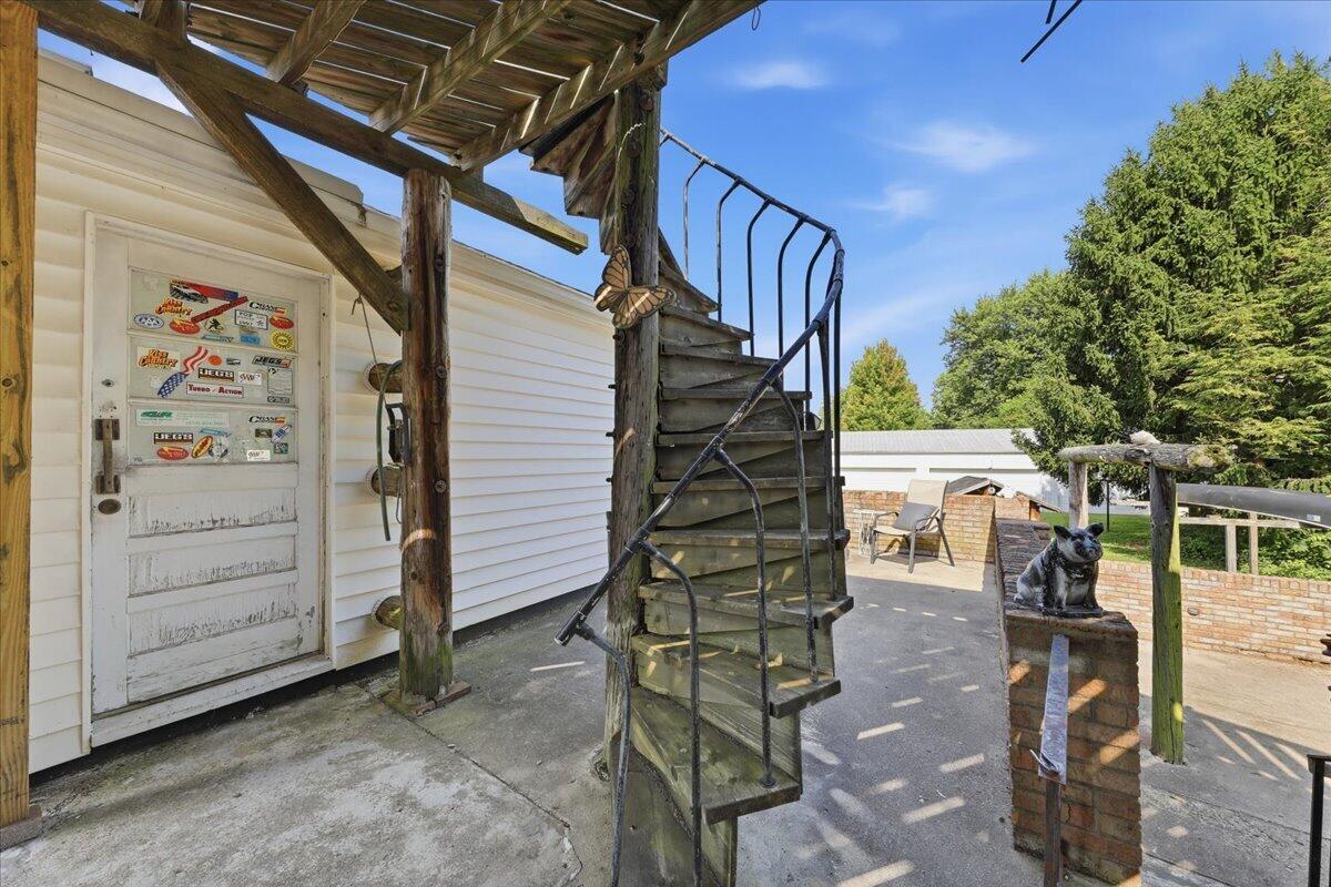 2955 Mechanicsburg, Springfield, Ohio 45503