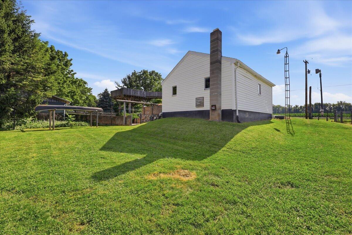 2955 Mechanicsburg, Springfield, Ohio 45503