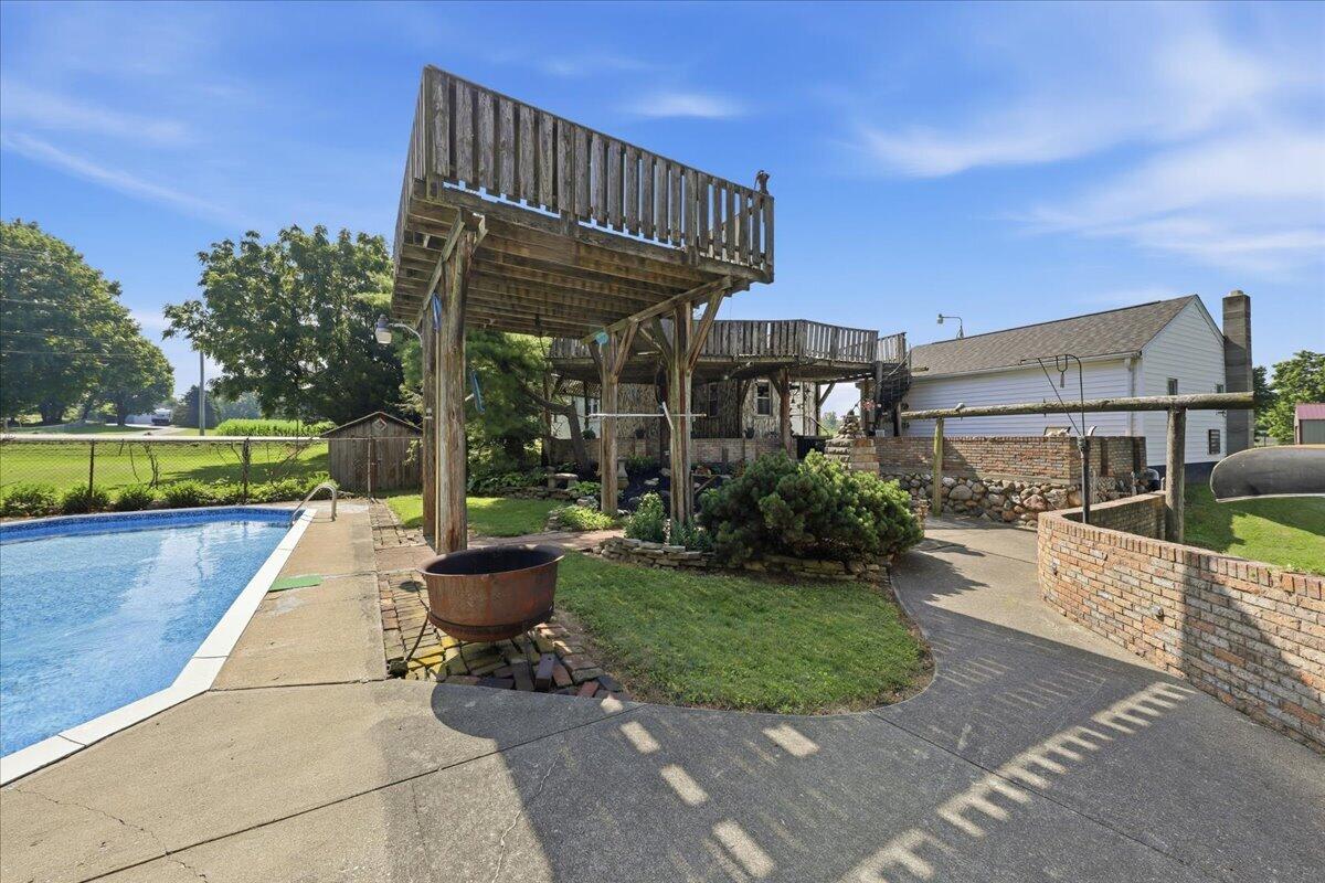 2955 Mechanicsburg, Springfield, Ohio 45503