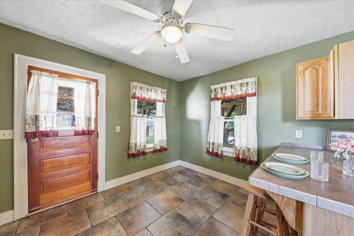 2955 Mechanicsburg, Springfield, Ohio 45503