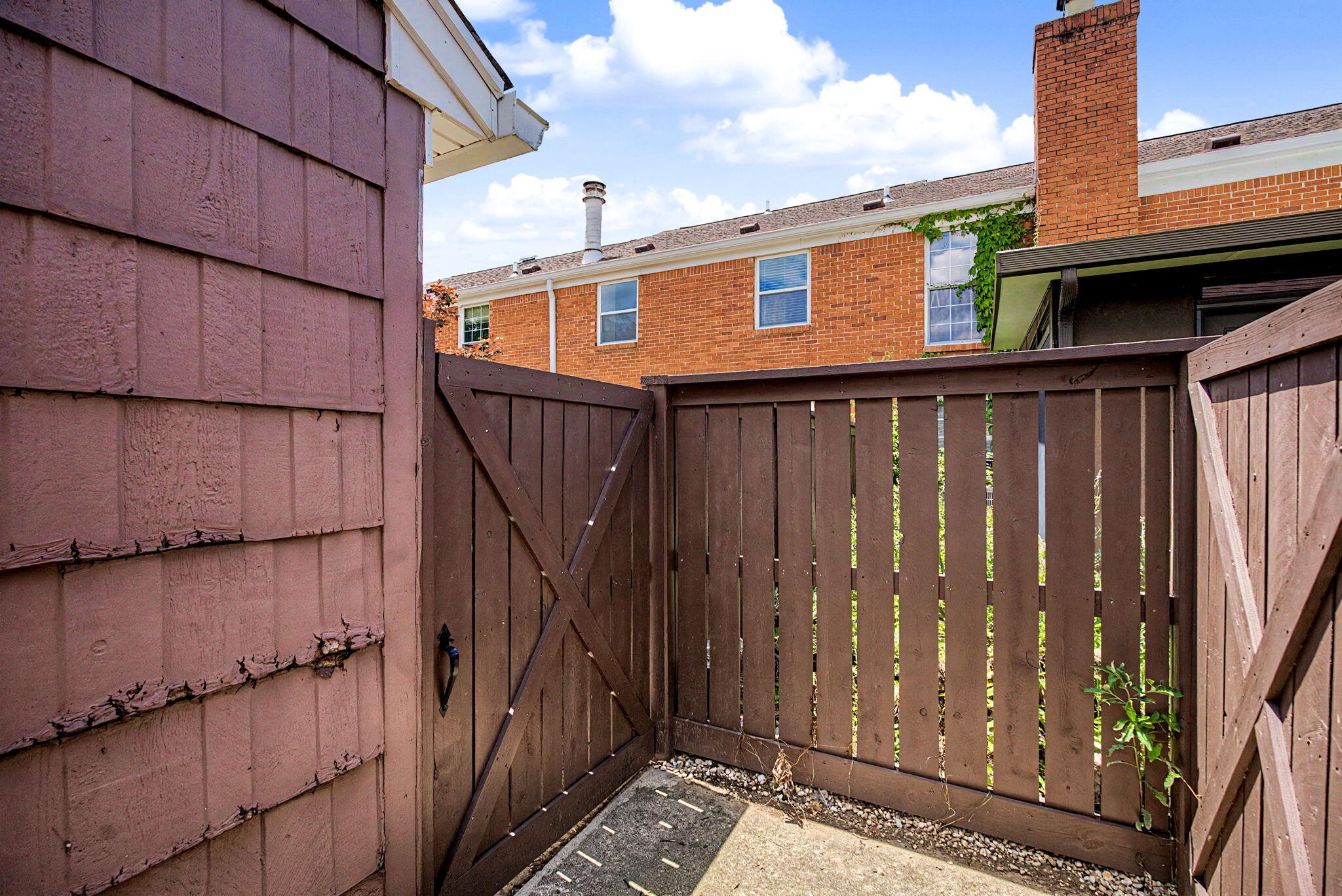 Roanoke, Fairborn, Ohio 45324