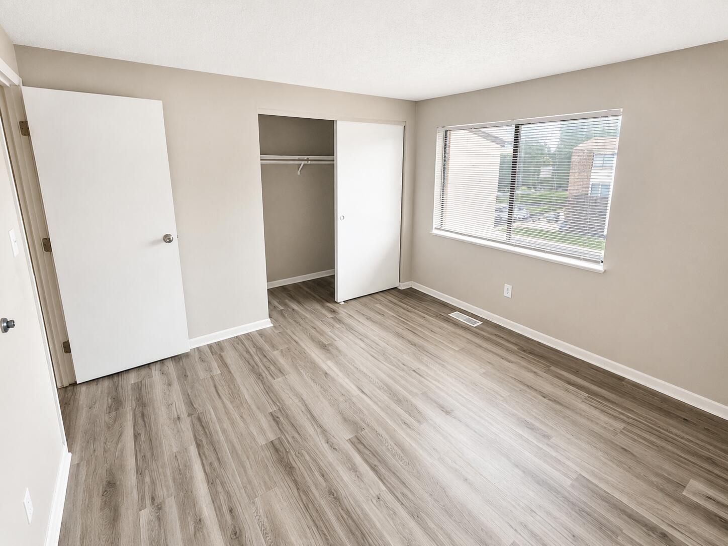Villa, Springfield, Ohio 45503