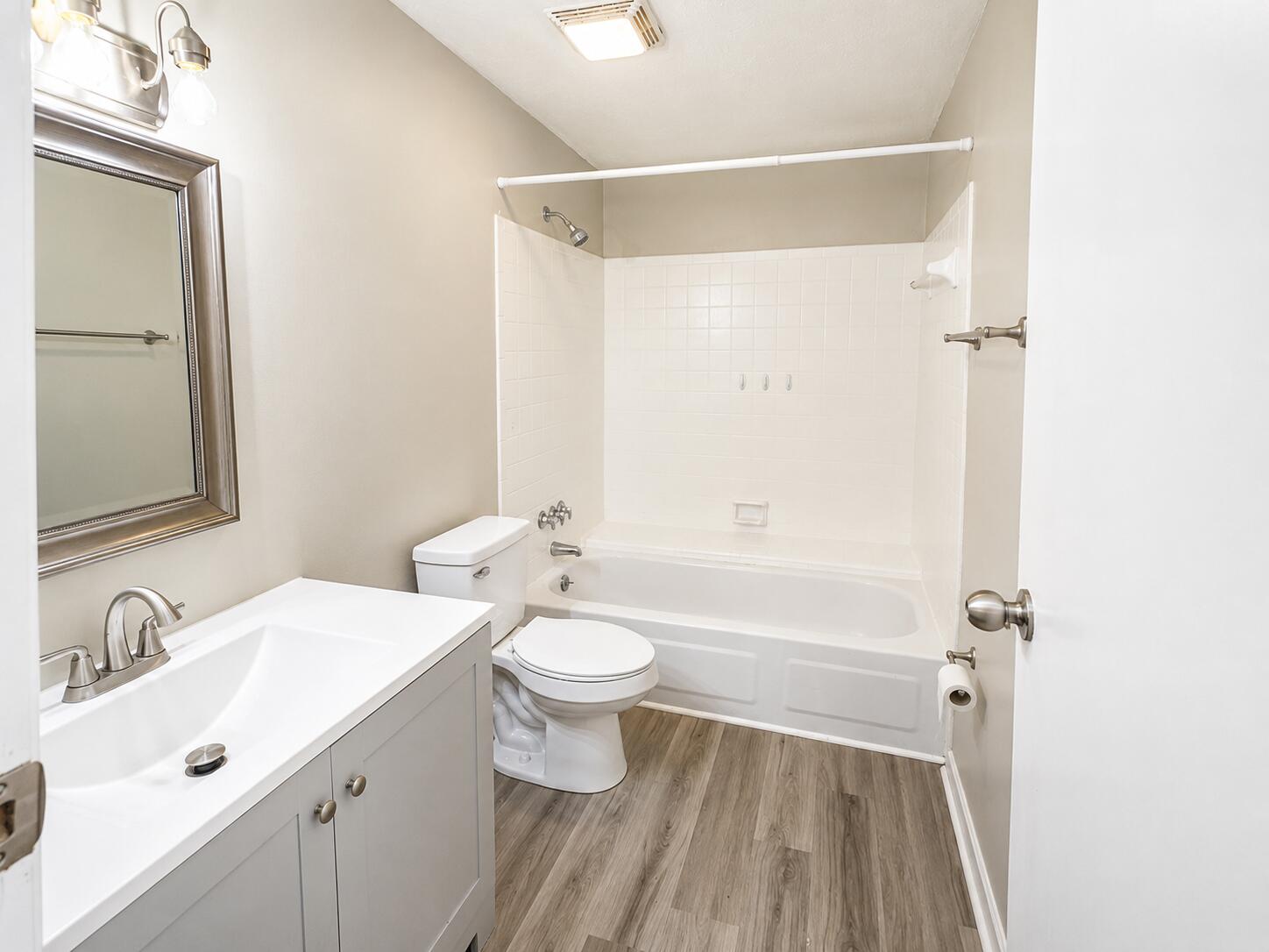 Villa, Springfield, Ohio 45503