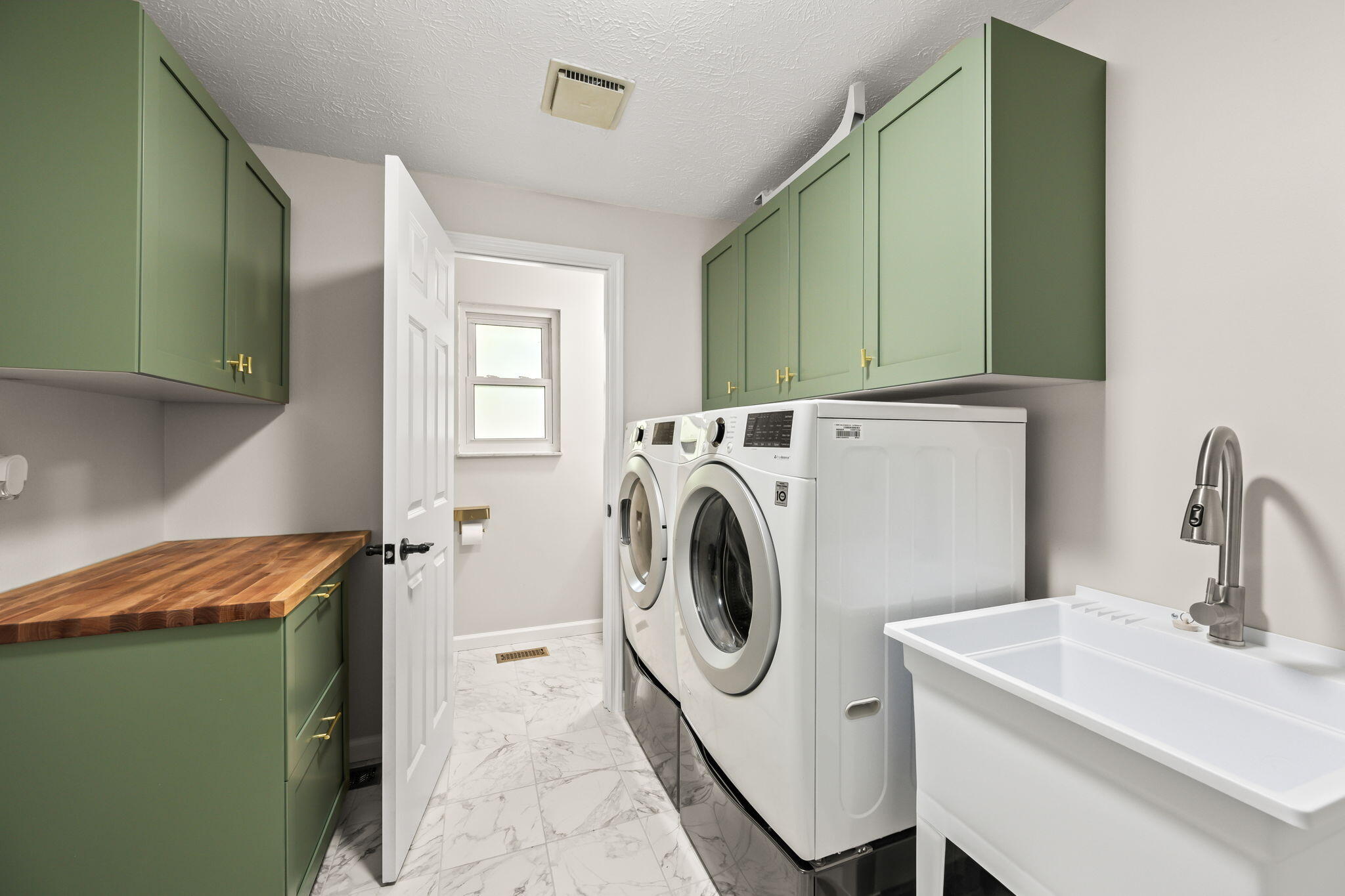 Meadowlark, Dayton, Ohio 45431