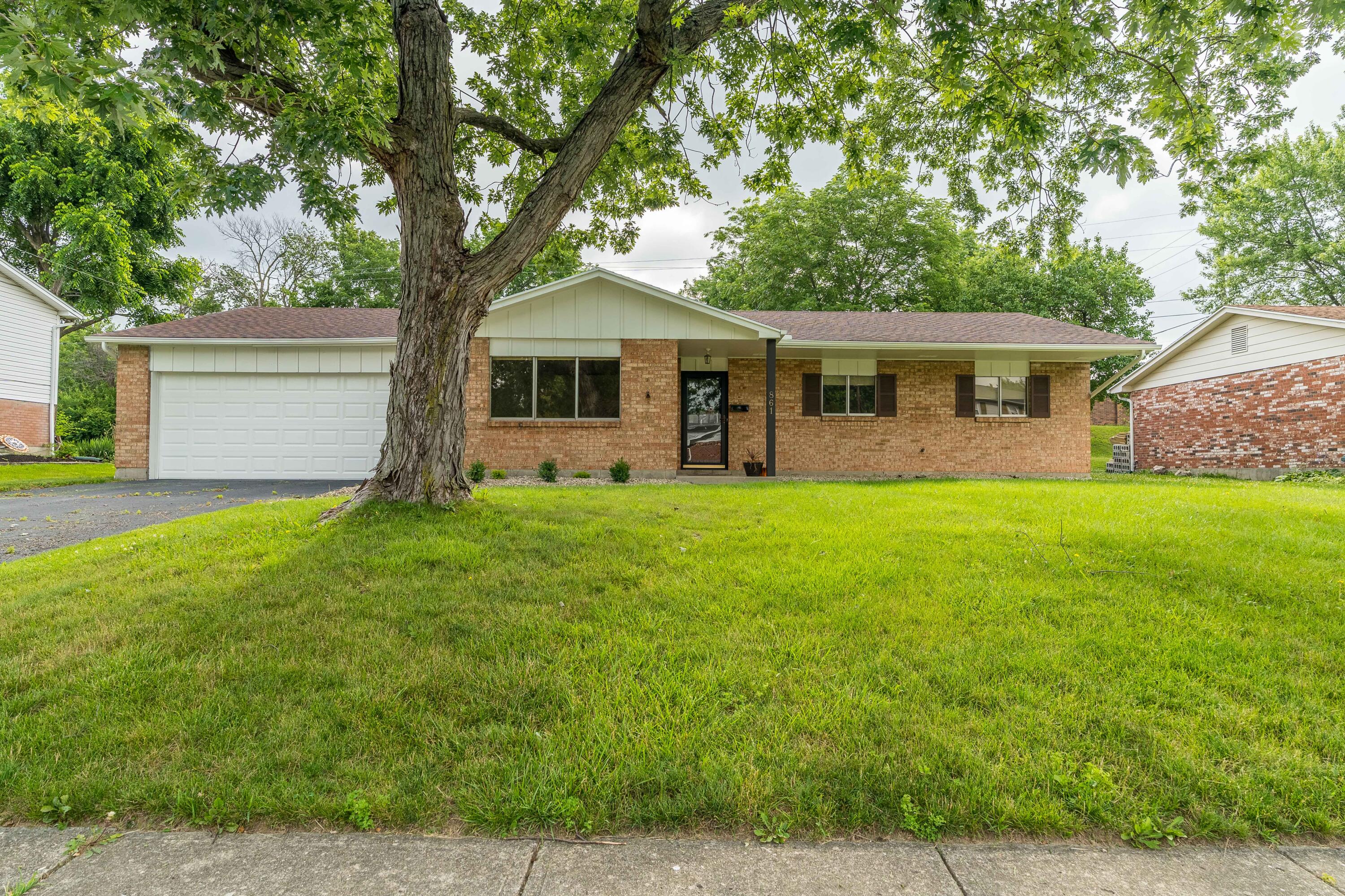 861 Kenbrook, Vandalia, Ohio 45377