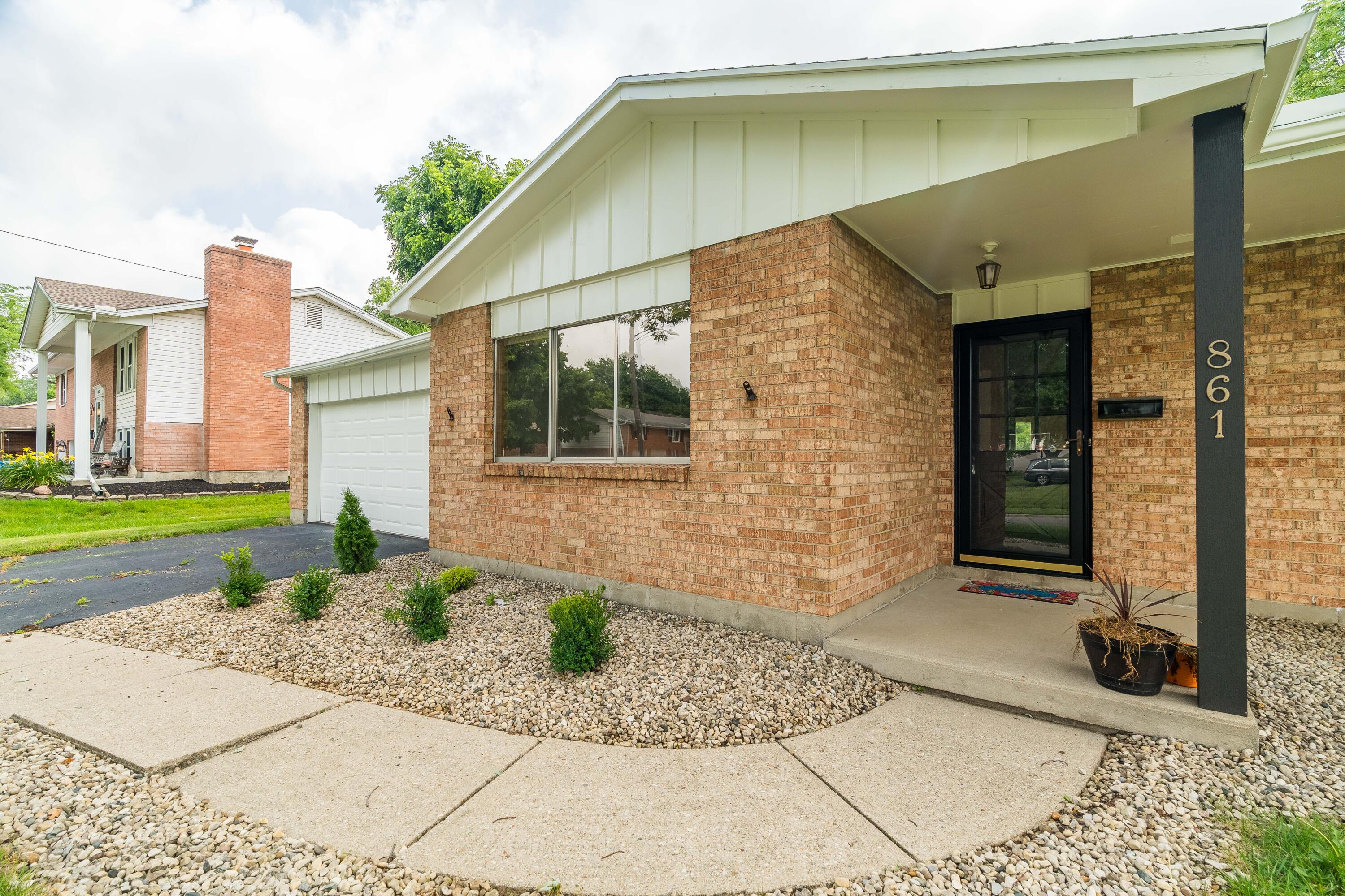 861 Kenbrook, Vandalia, Ohio 45377