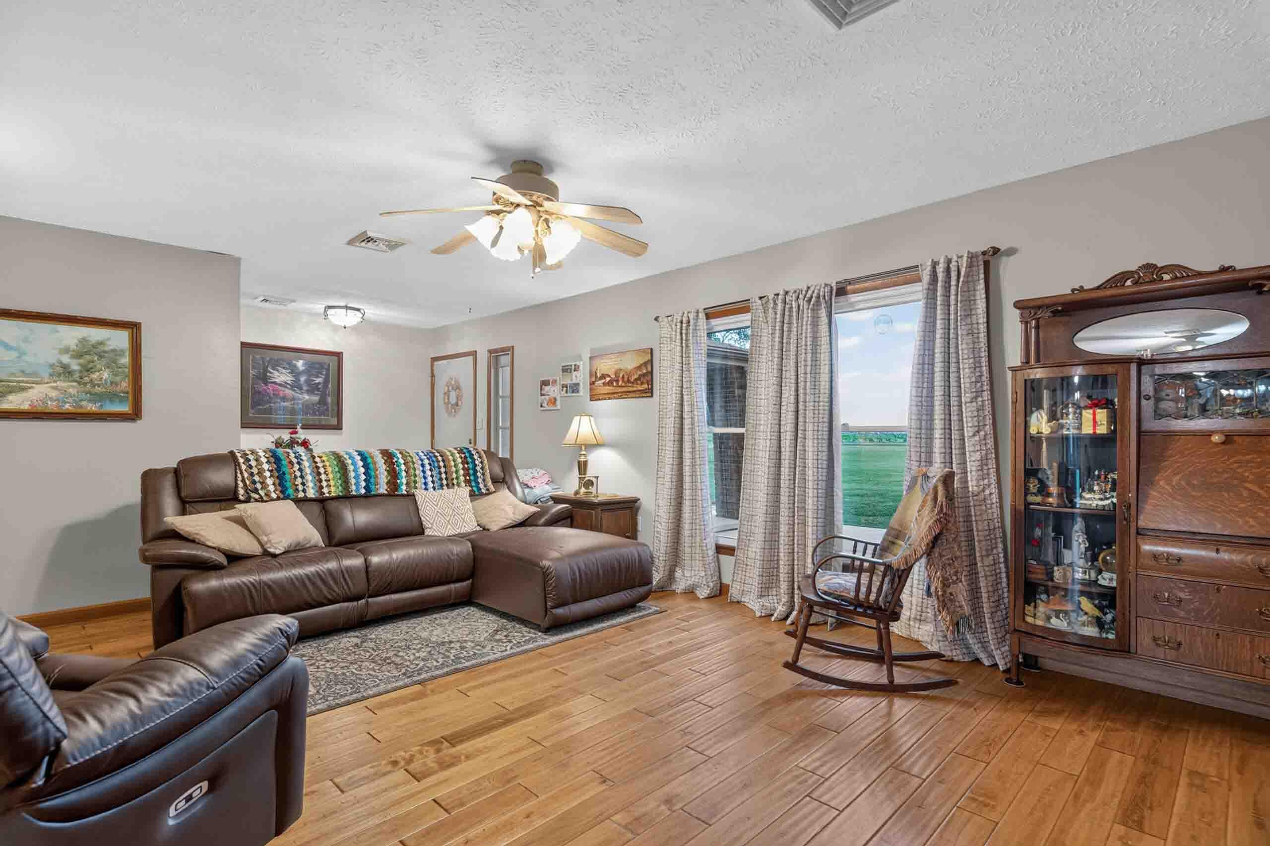 18477 Linker, Jackson Center, Ohio 45334