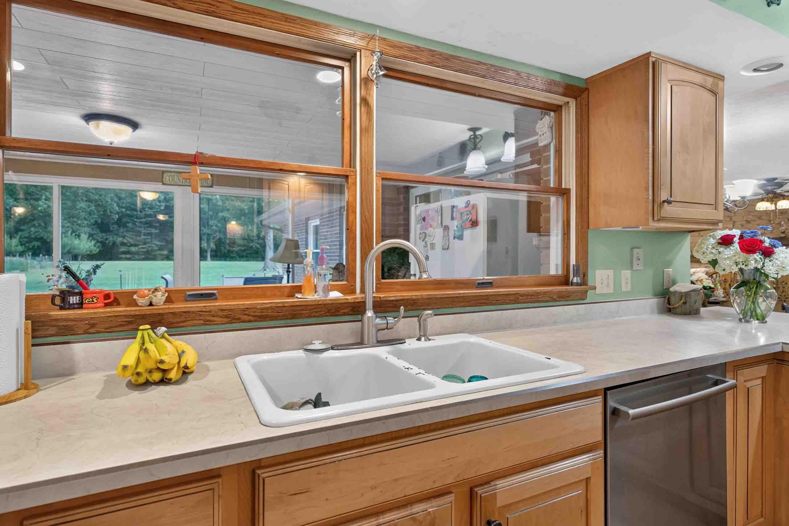 18477 Linker, Jackson Center, Ohio 45334