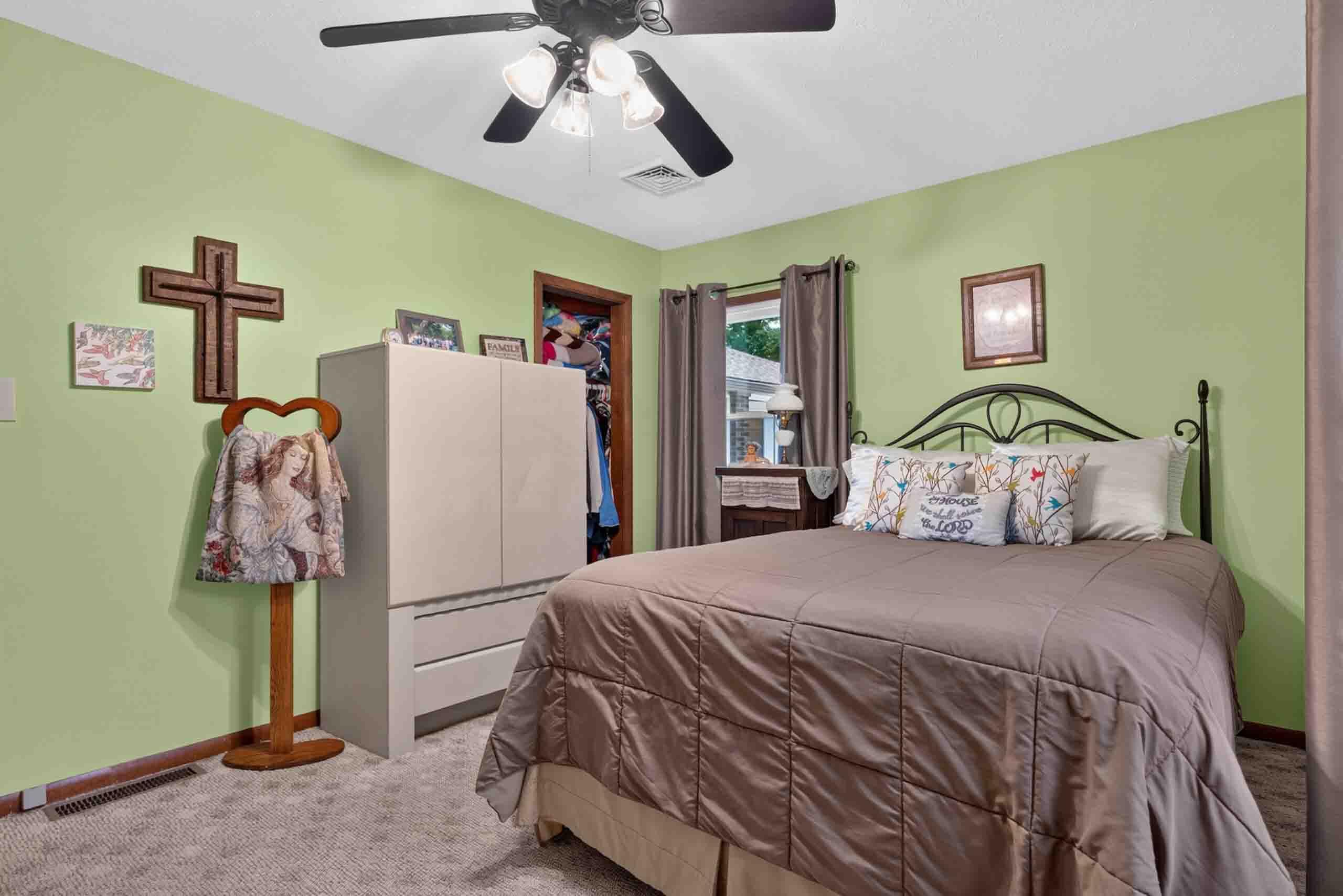 18477 Linker, Jackson Center, Ohio 45334