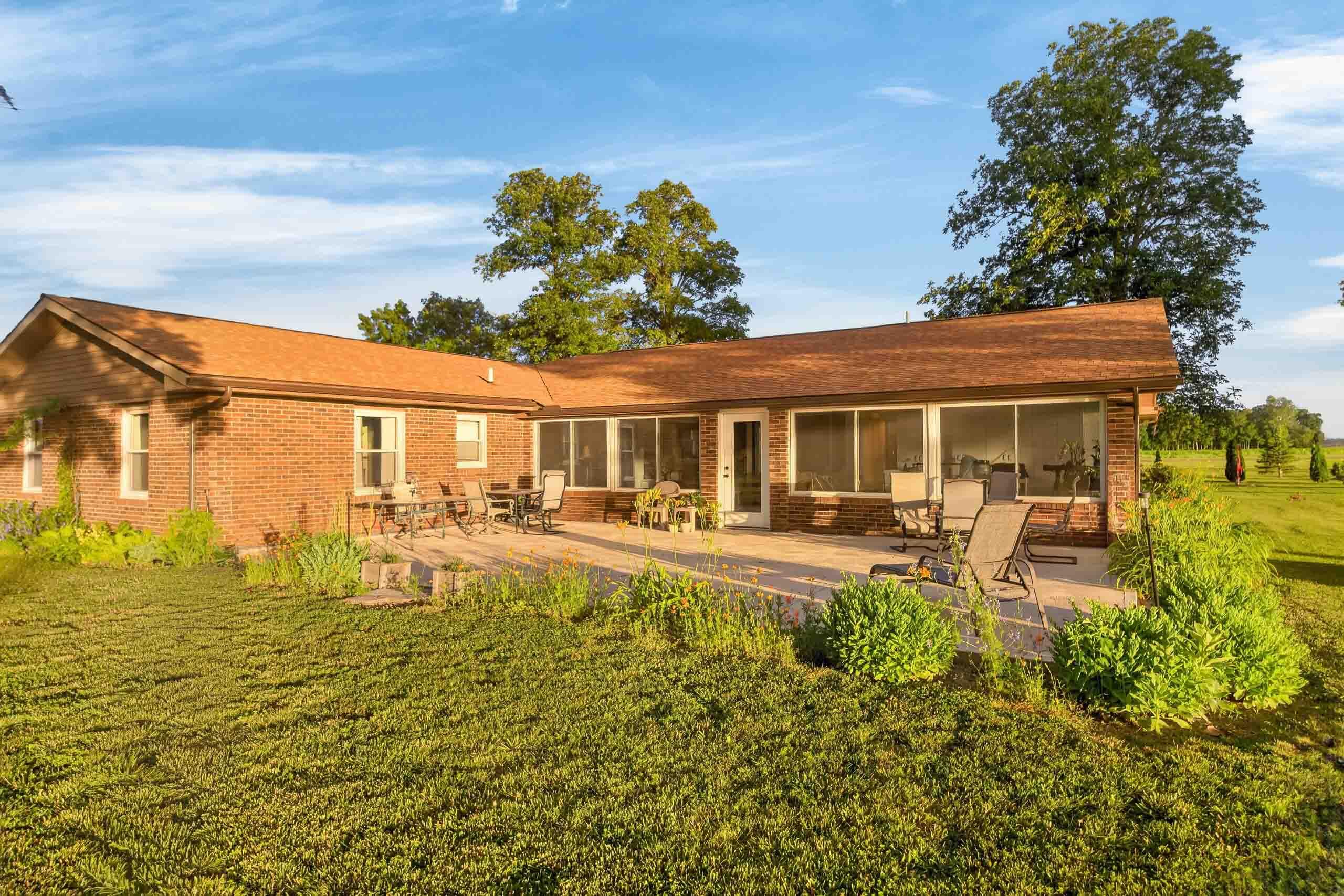18477 Linker, Jackson Center, Ohio 45334
