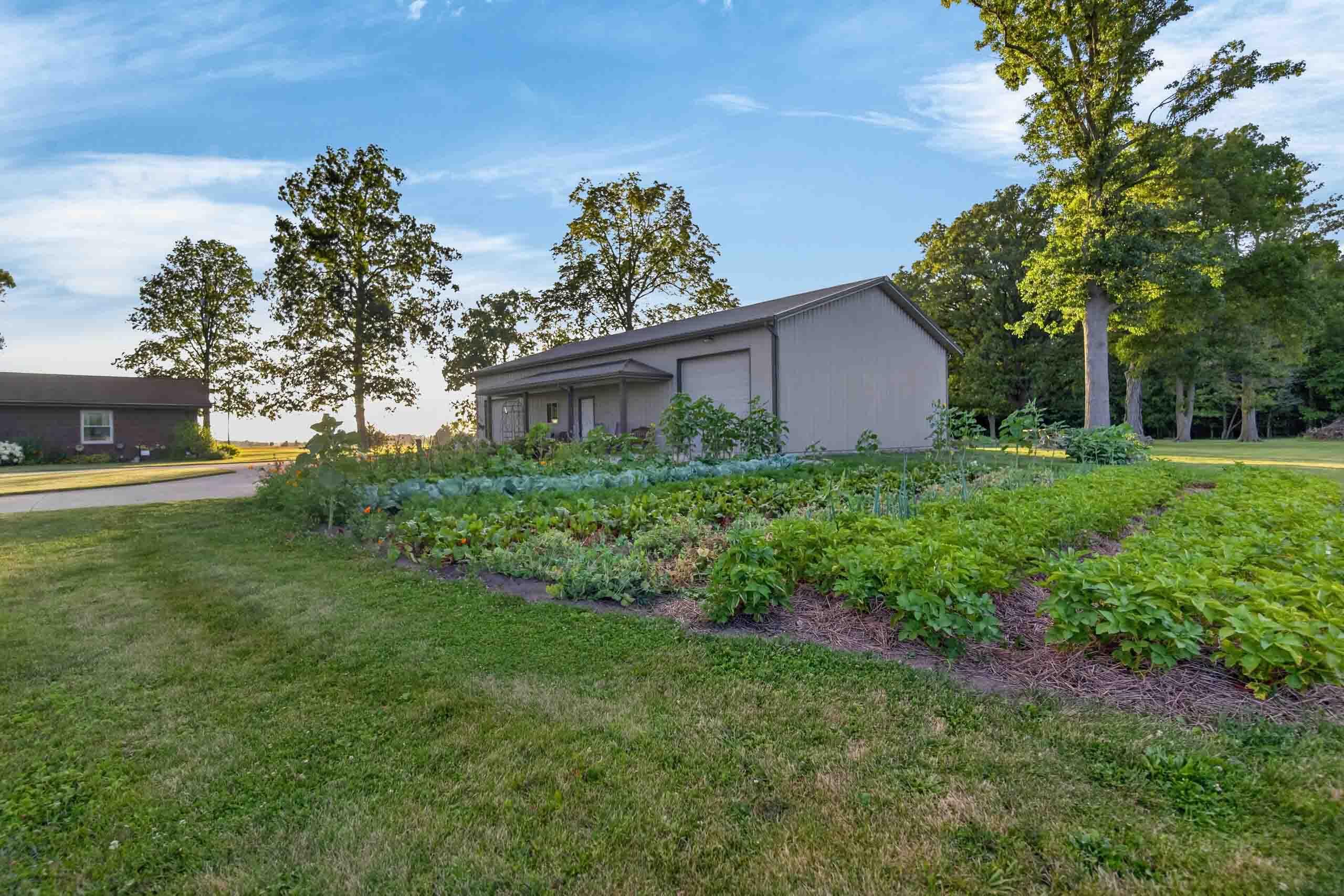 18477 Linker, Jackson Center, Ohio 45334