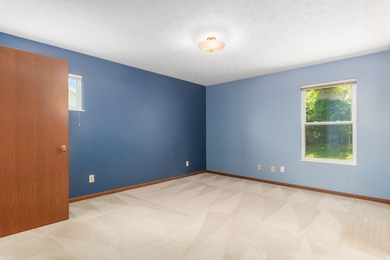 1146 Old Farm, Springfield, Ohio 45503