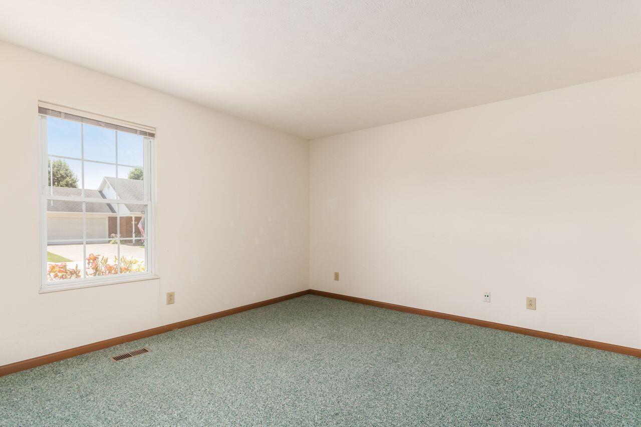 1146 Old Farm, Springfield, Ohio 45503