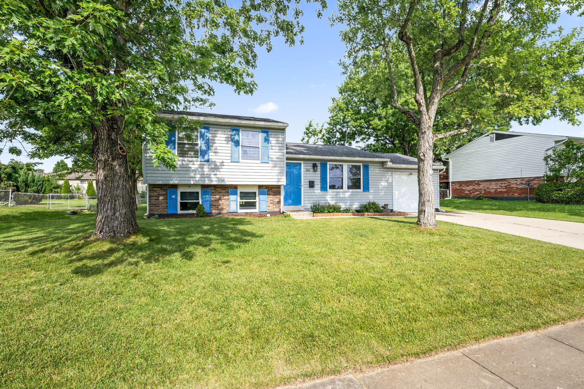 306 Westerly Hills, Englewood, Ohio 45322