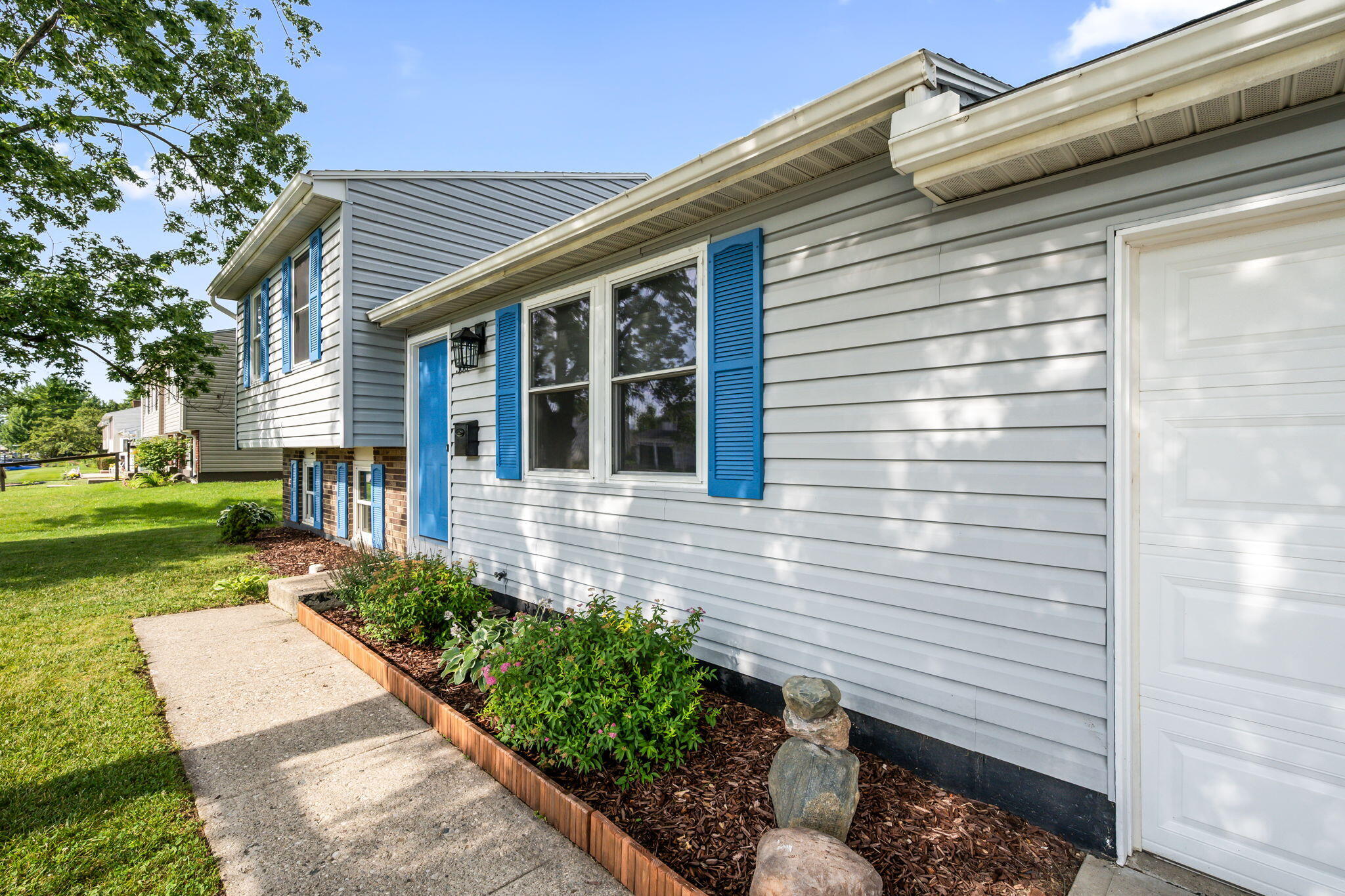 306 Westerly Hills, Englewood, Ohio 45322