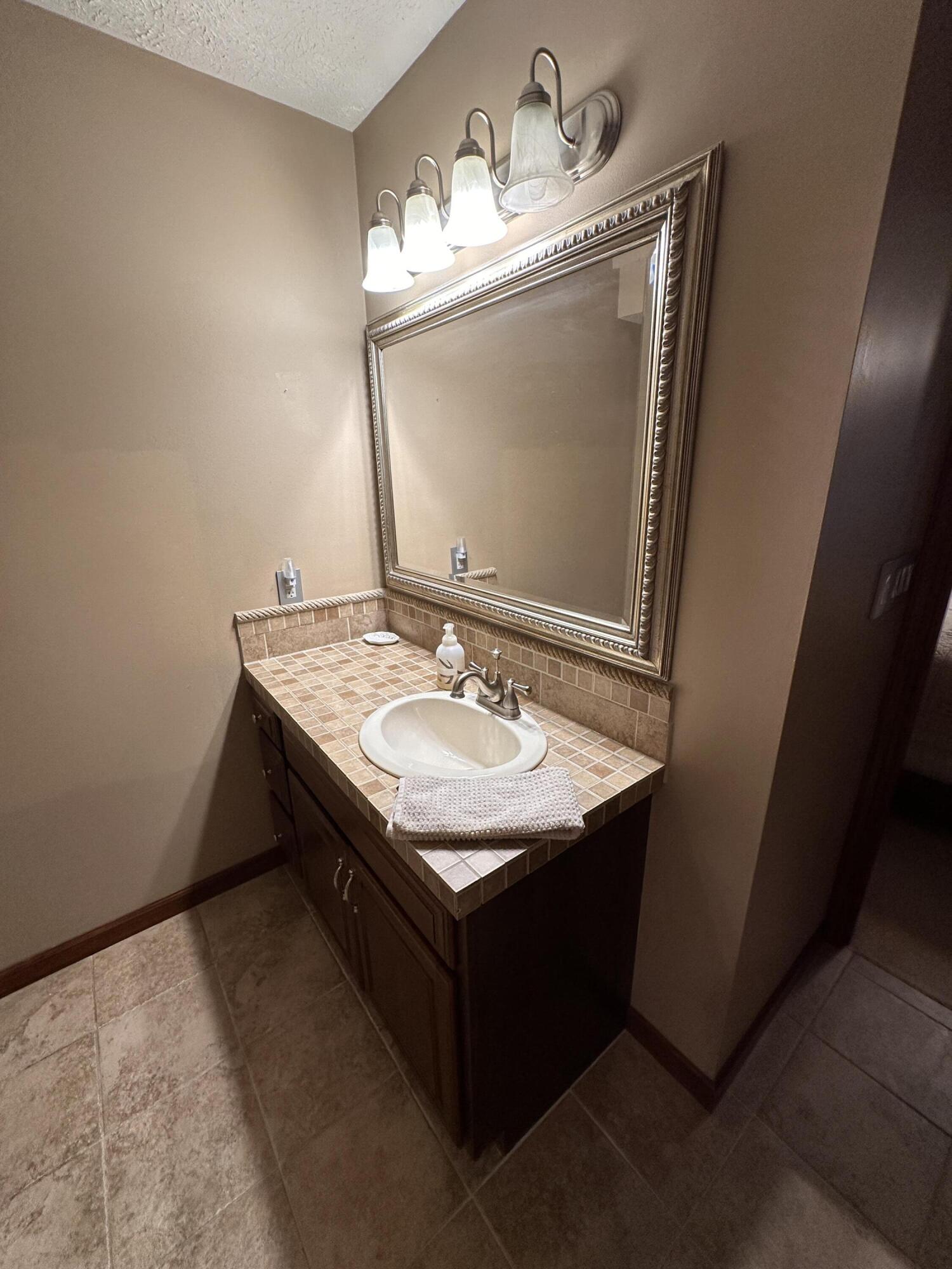 605 Oakwood, Bellefontaine, Ohio 43311