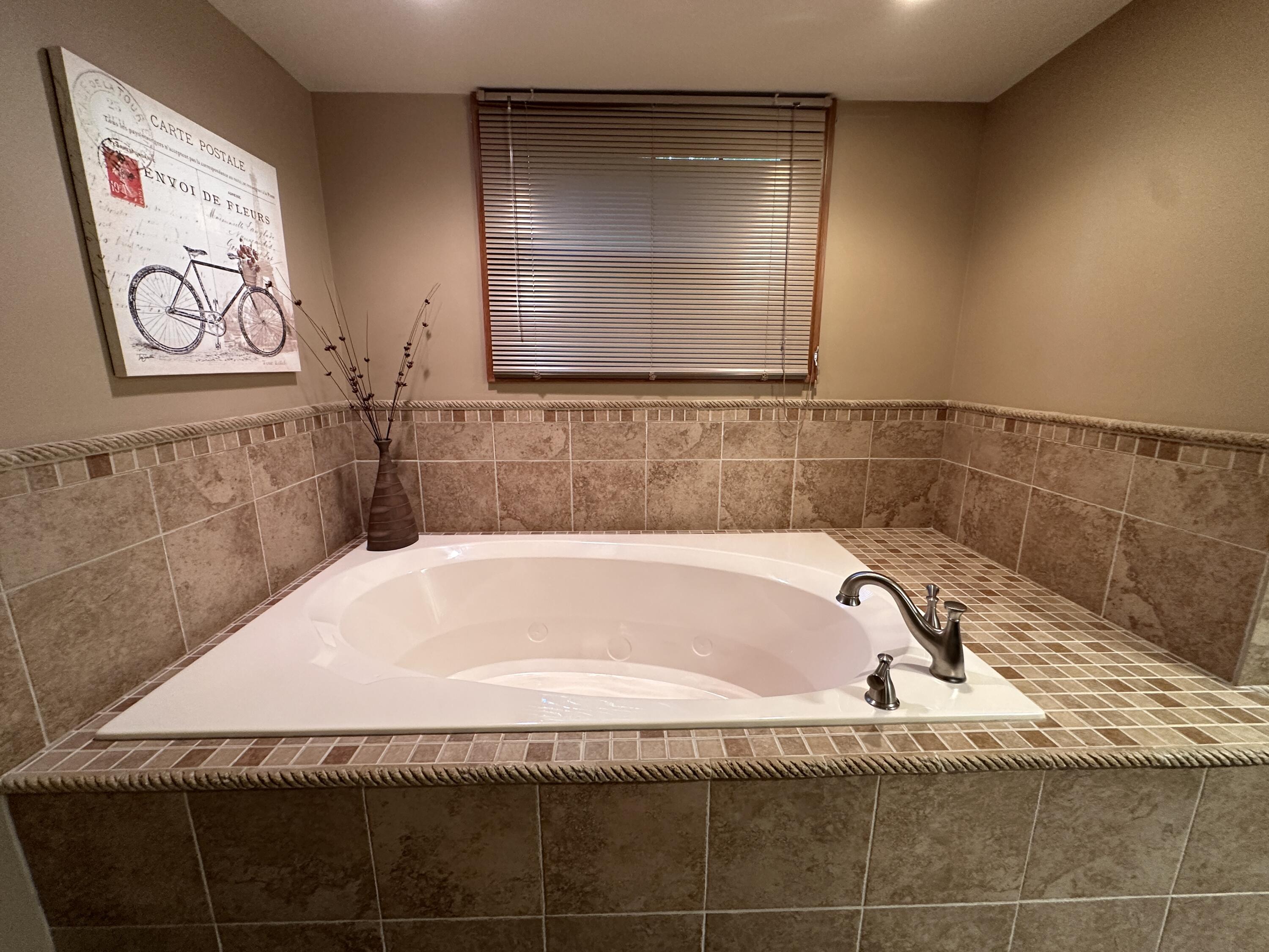 605 Oakwood, Bellefontaine, Ohio 43311