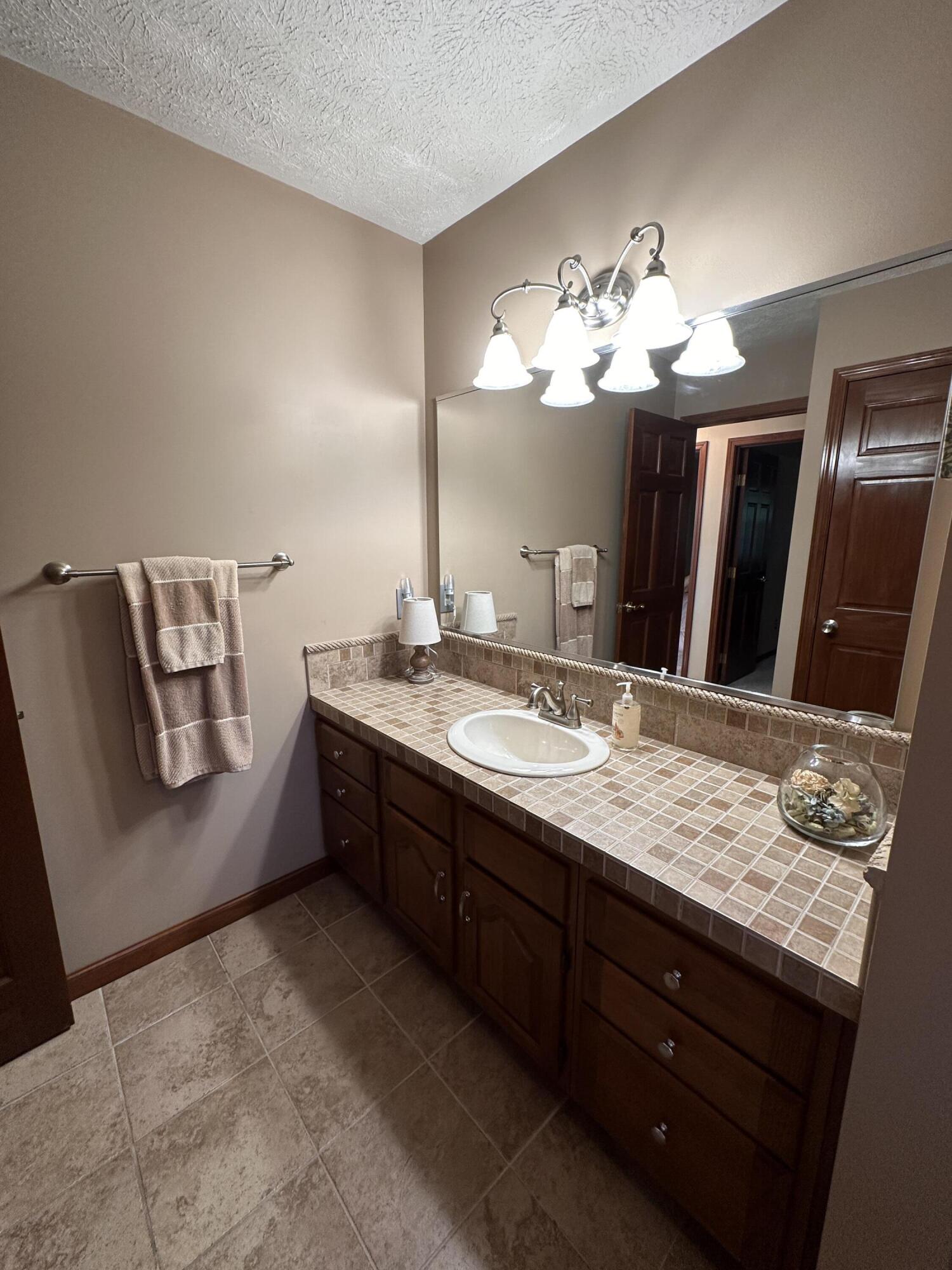 605 Oakwood, Bellefontaine, Ohio 43311