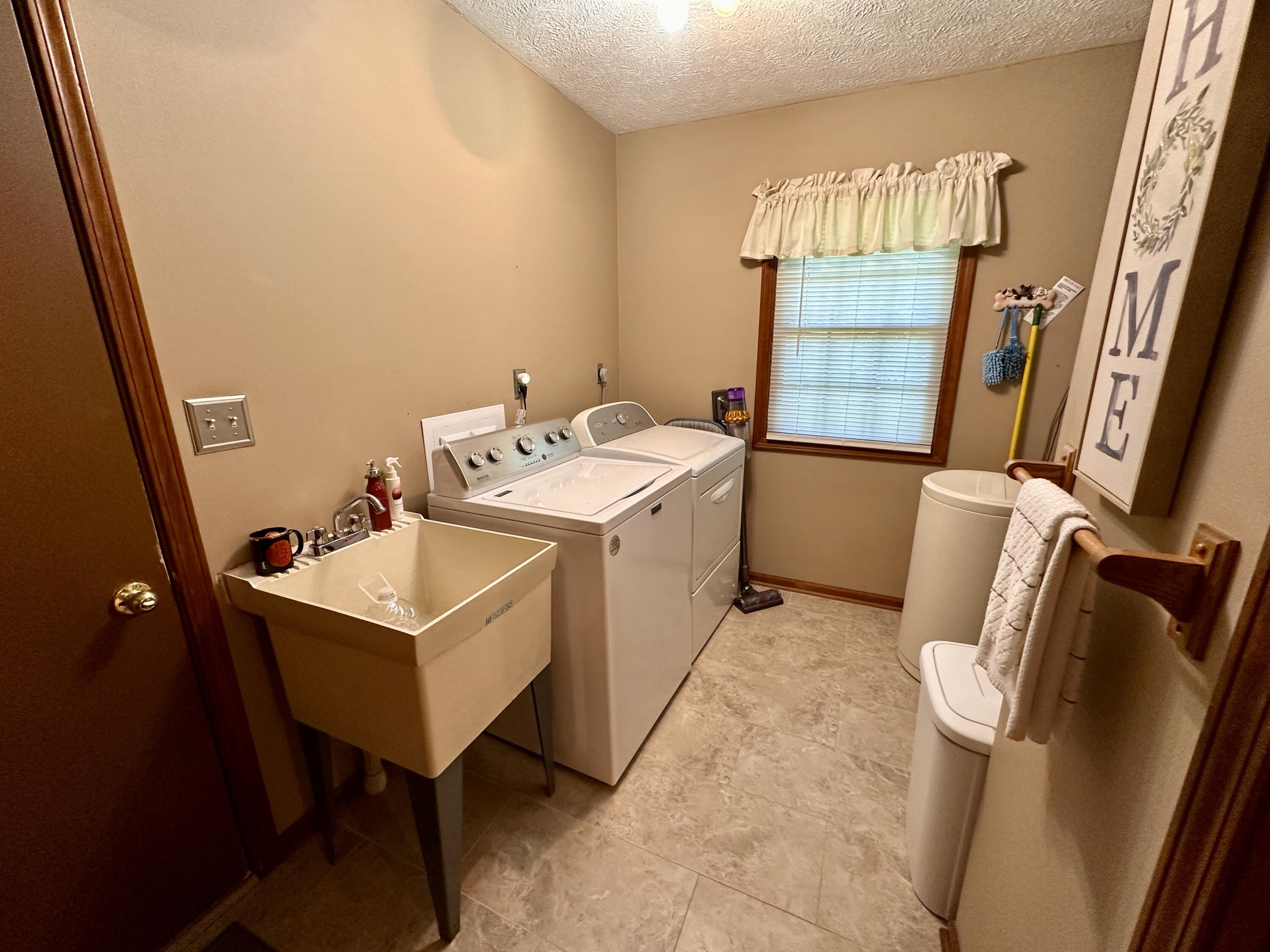 605 Oakwood, Bellefontaine, Ohio 43311