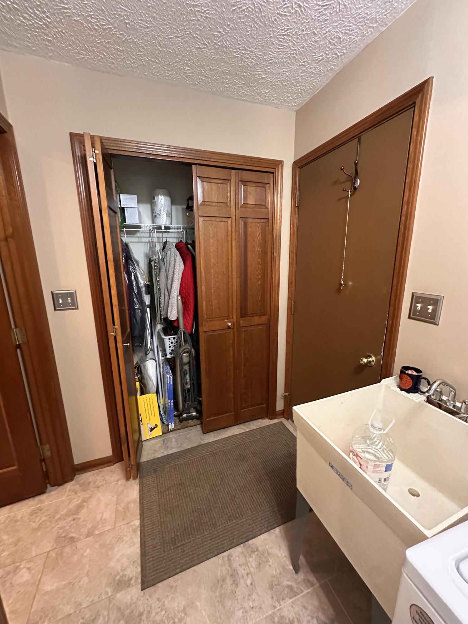 605 Oakwood, Bellefontaine, Ohio 43311