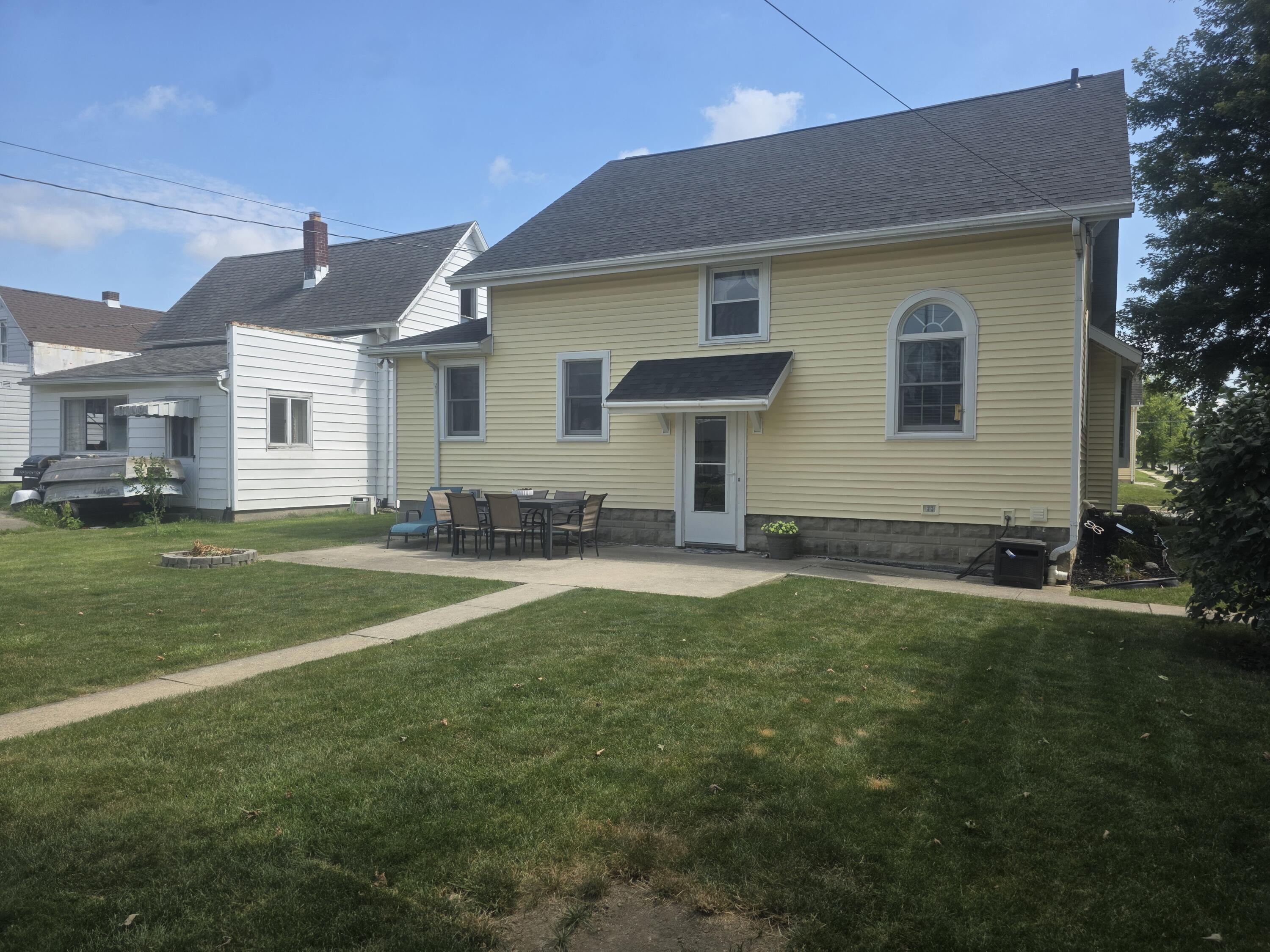 512 Benton, Wapakoneta, Ohio 45895