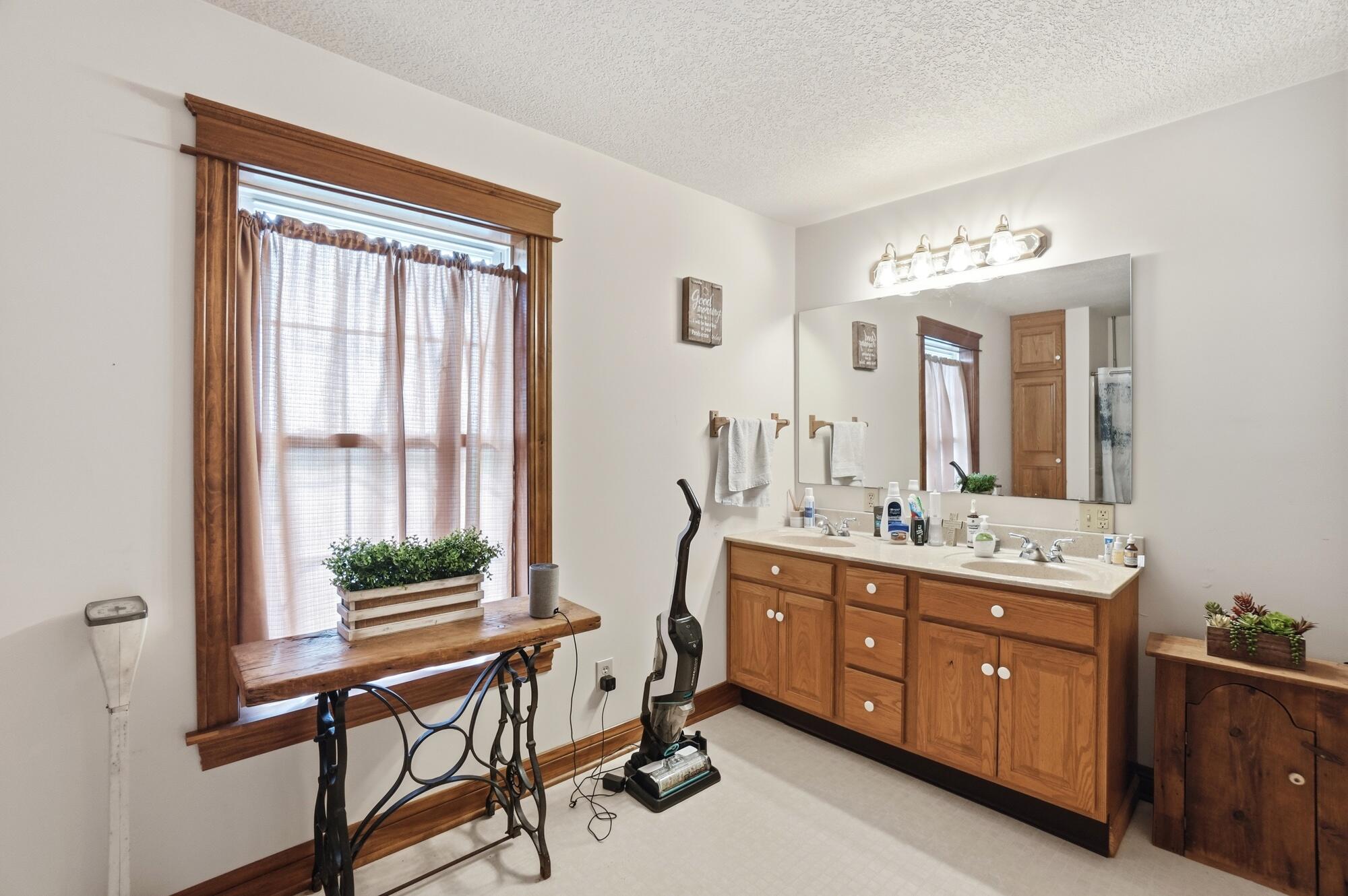 1311 Lincoln, Wapakoneta, Ohio 45895
