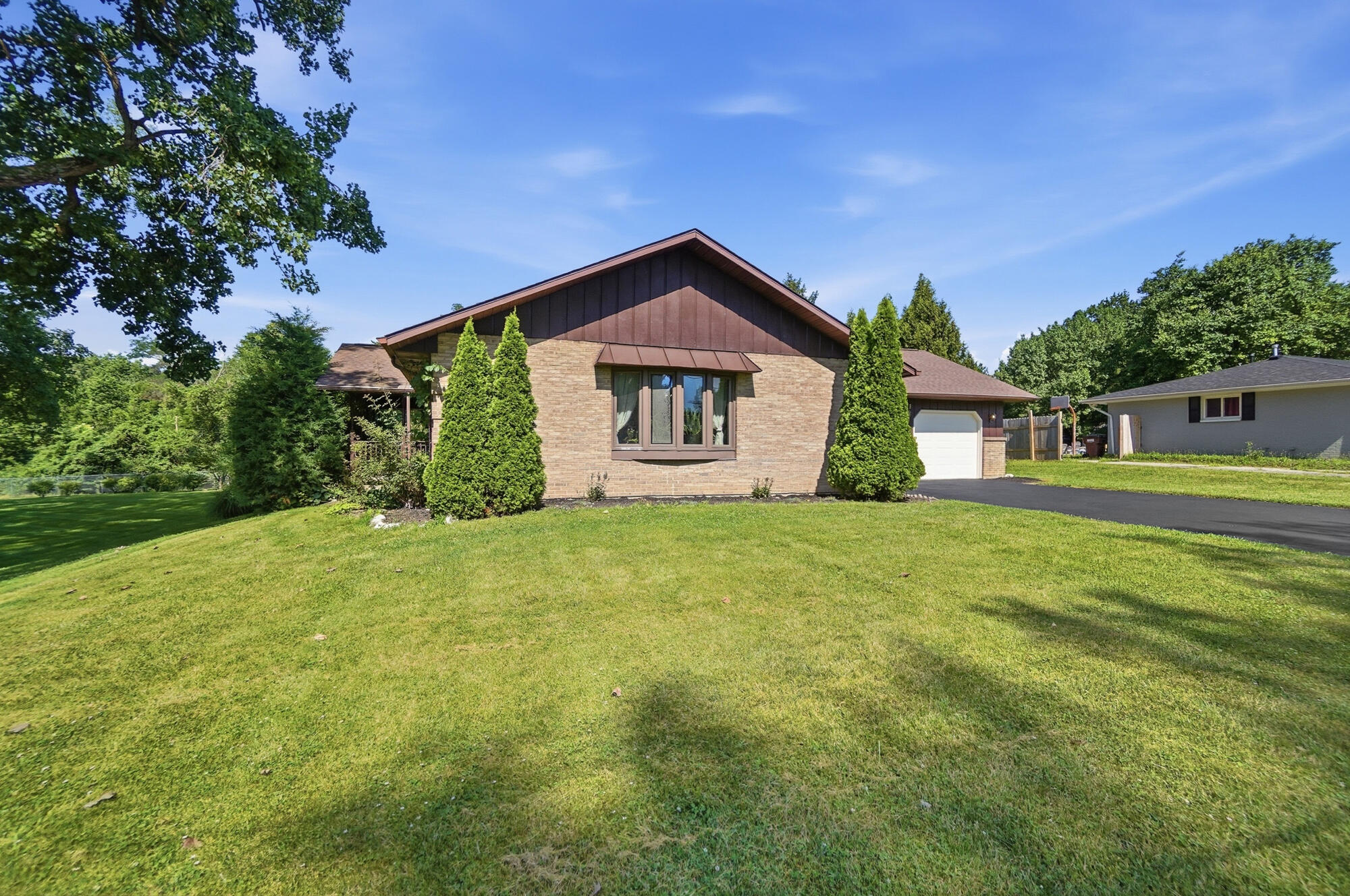 7579 Downing, Dayton, Ohio 45414