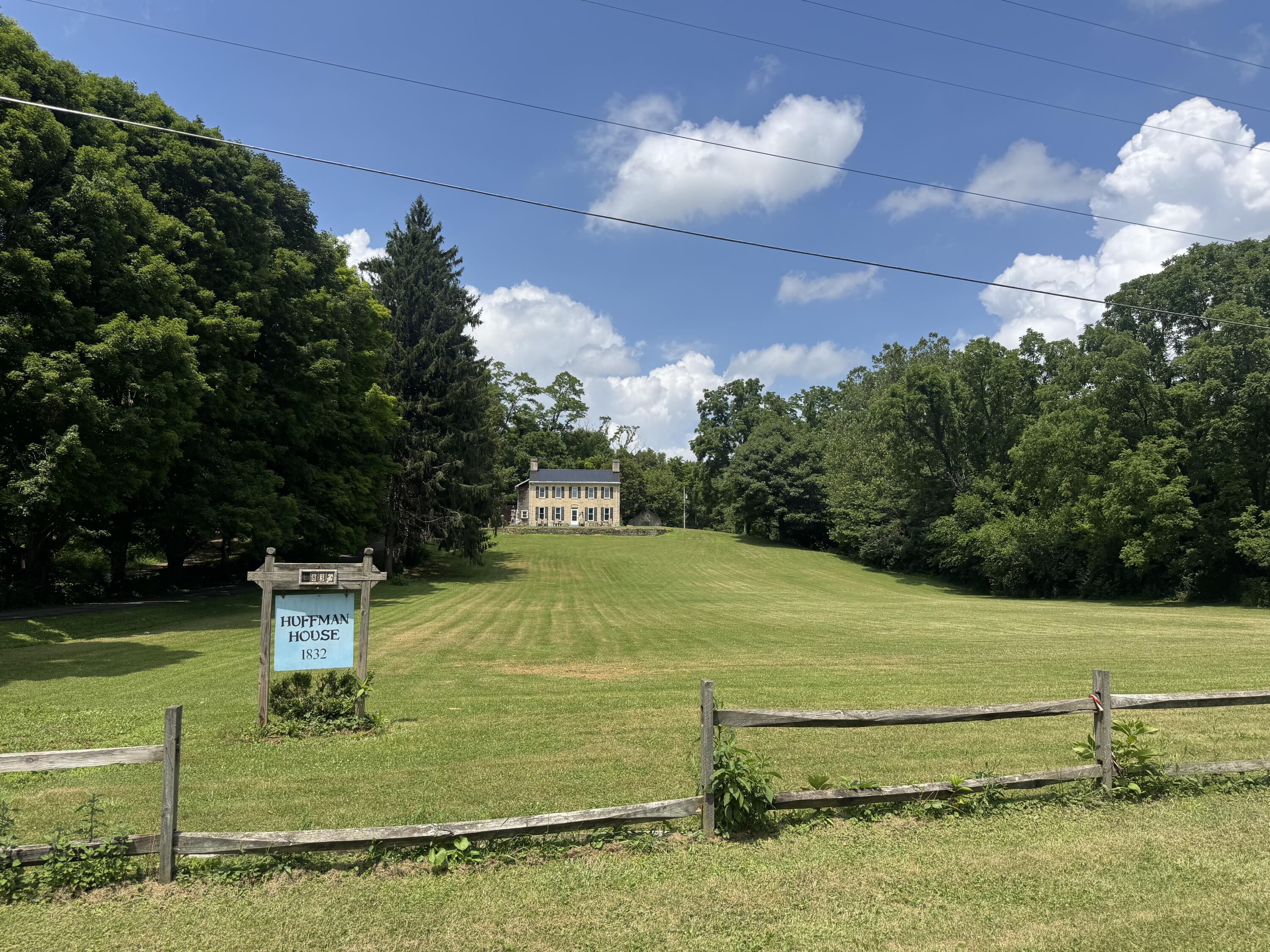 4830 Lower Valley, Springfield, Ohio 45506