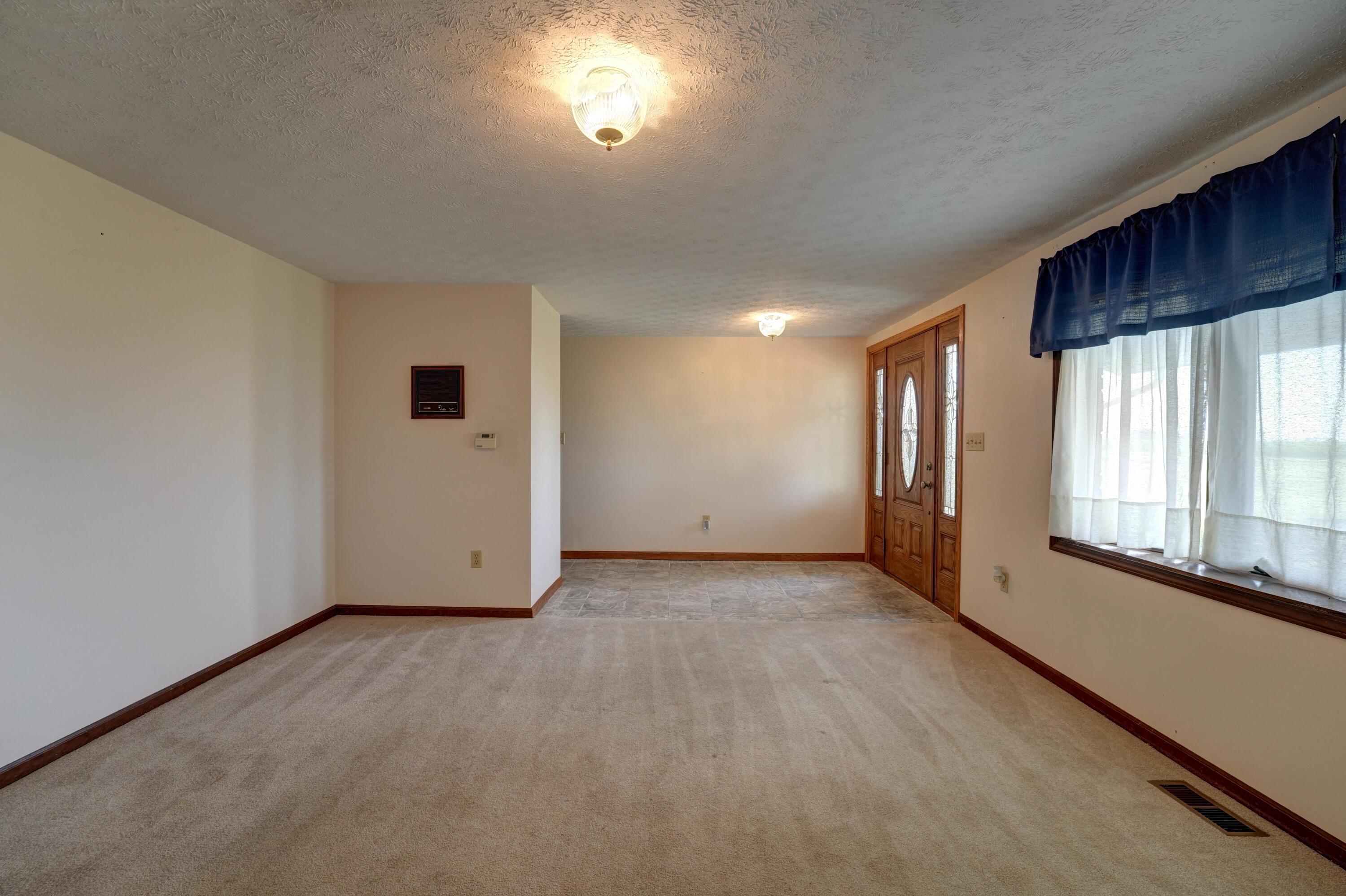 6671 Dull, Arcanum, Ohio 45304