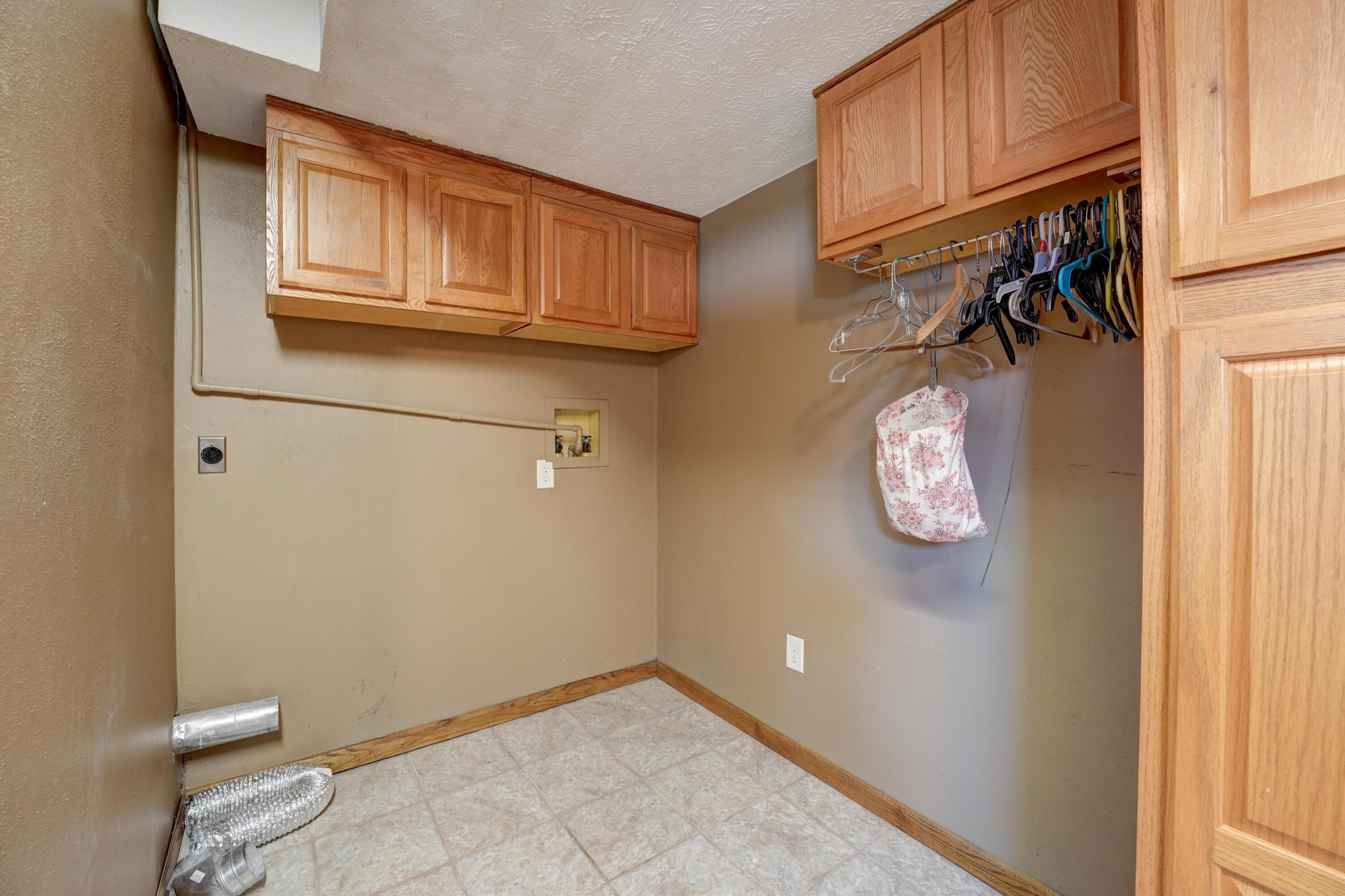 6671 Dull, Arcanum, Ohio 45304