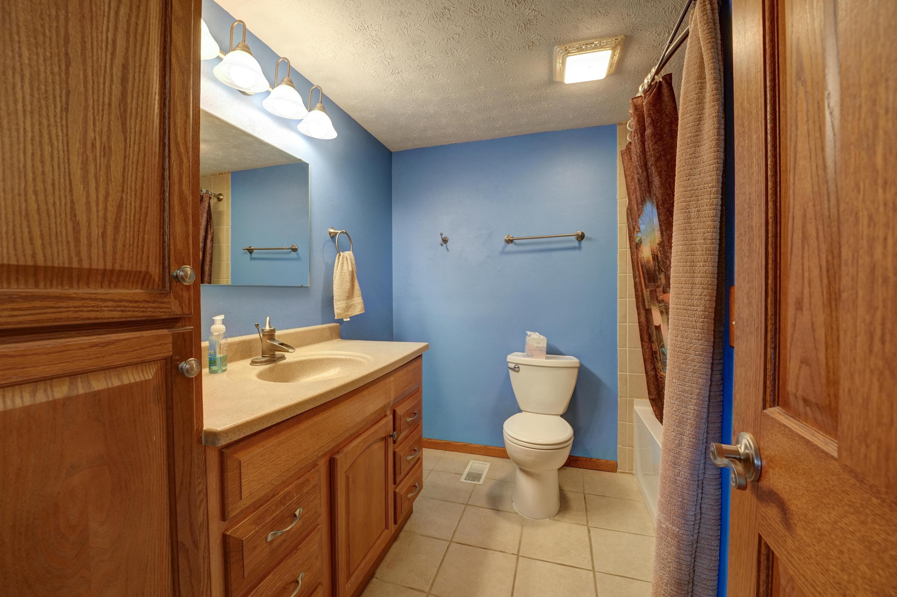 6671 Dull, Arcanum, Ohio 45304