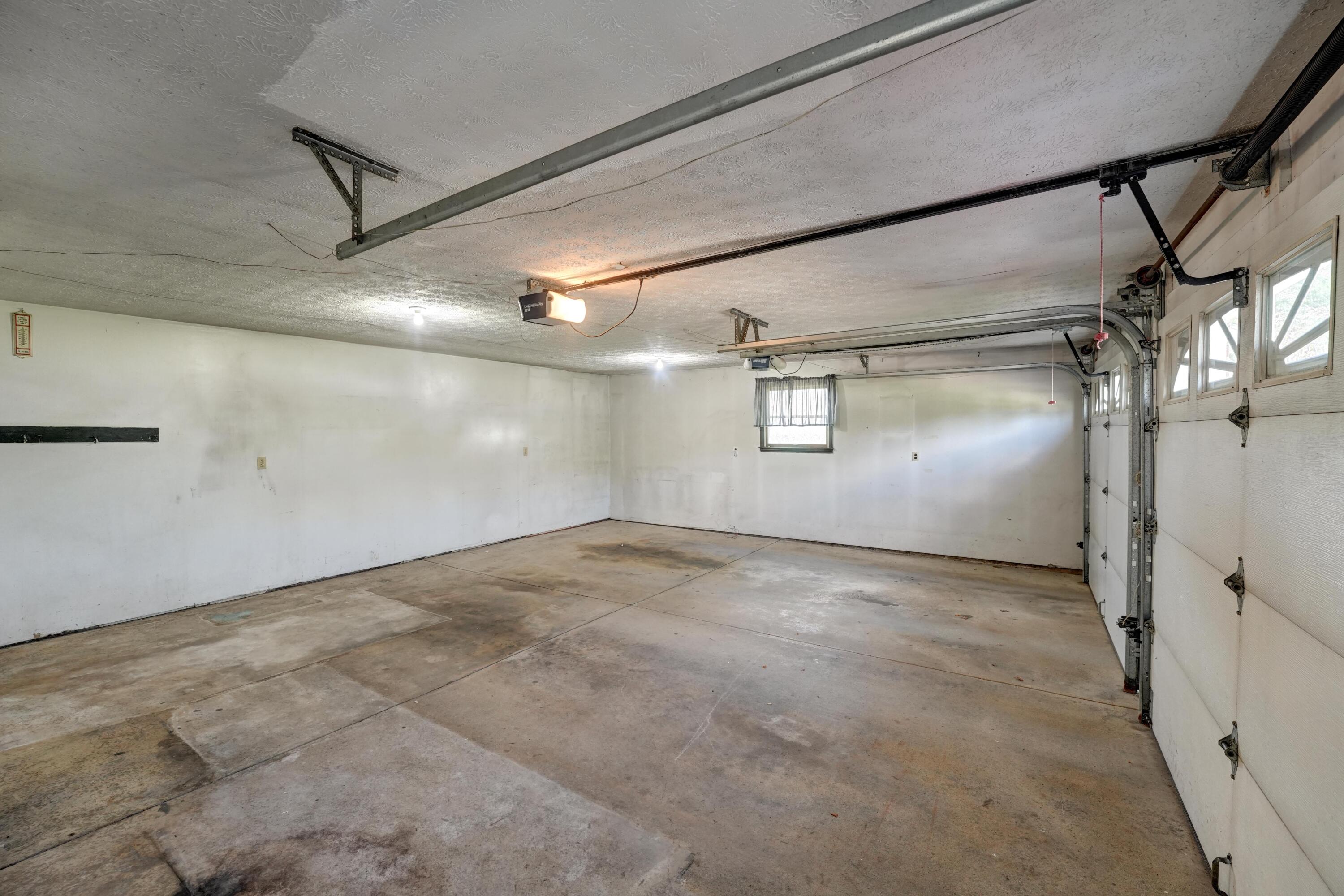 6671 Dull, Arcanum, Ohio 45304