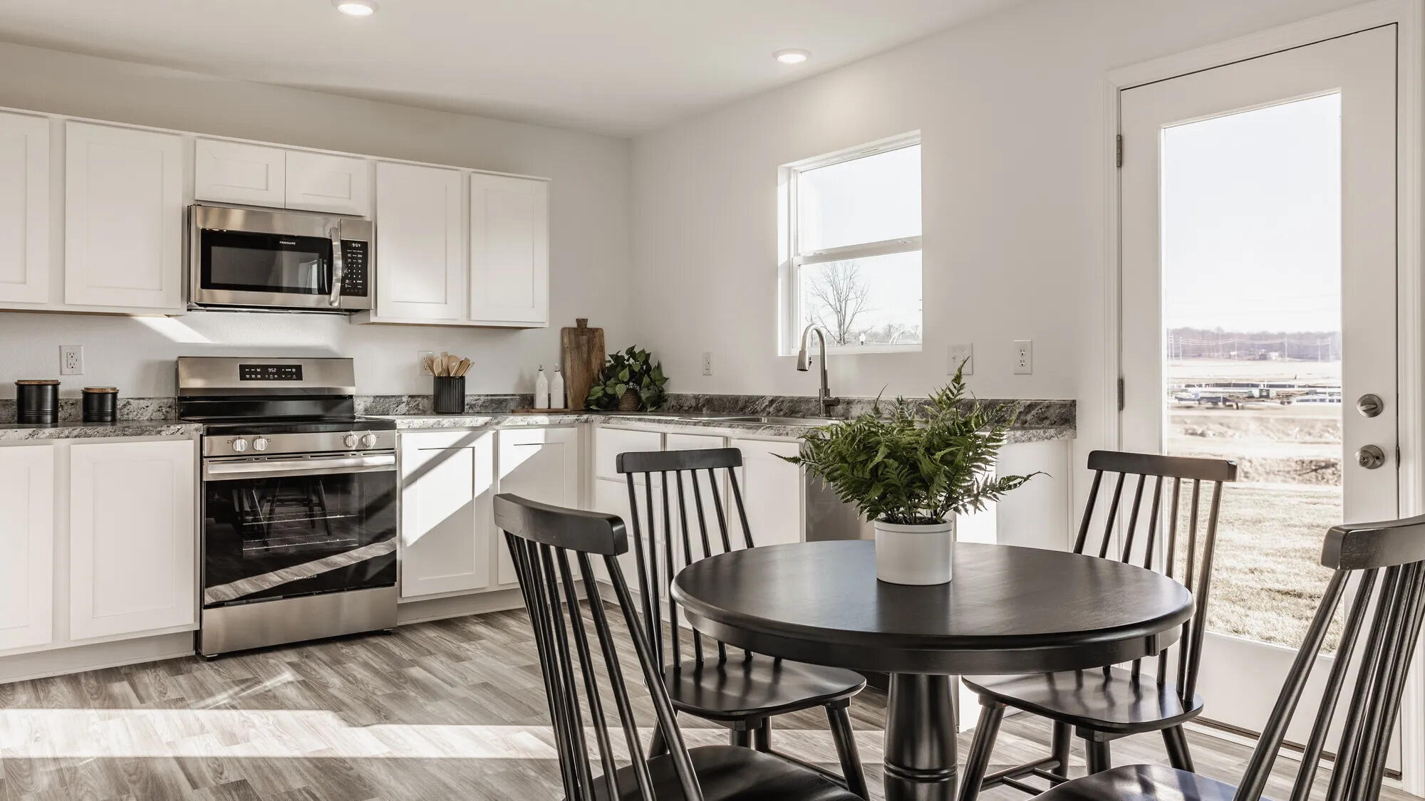 3932 Bergman, Springfield, Ohio 45505