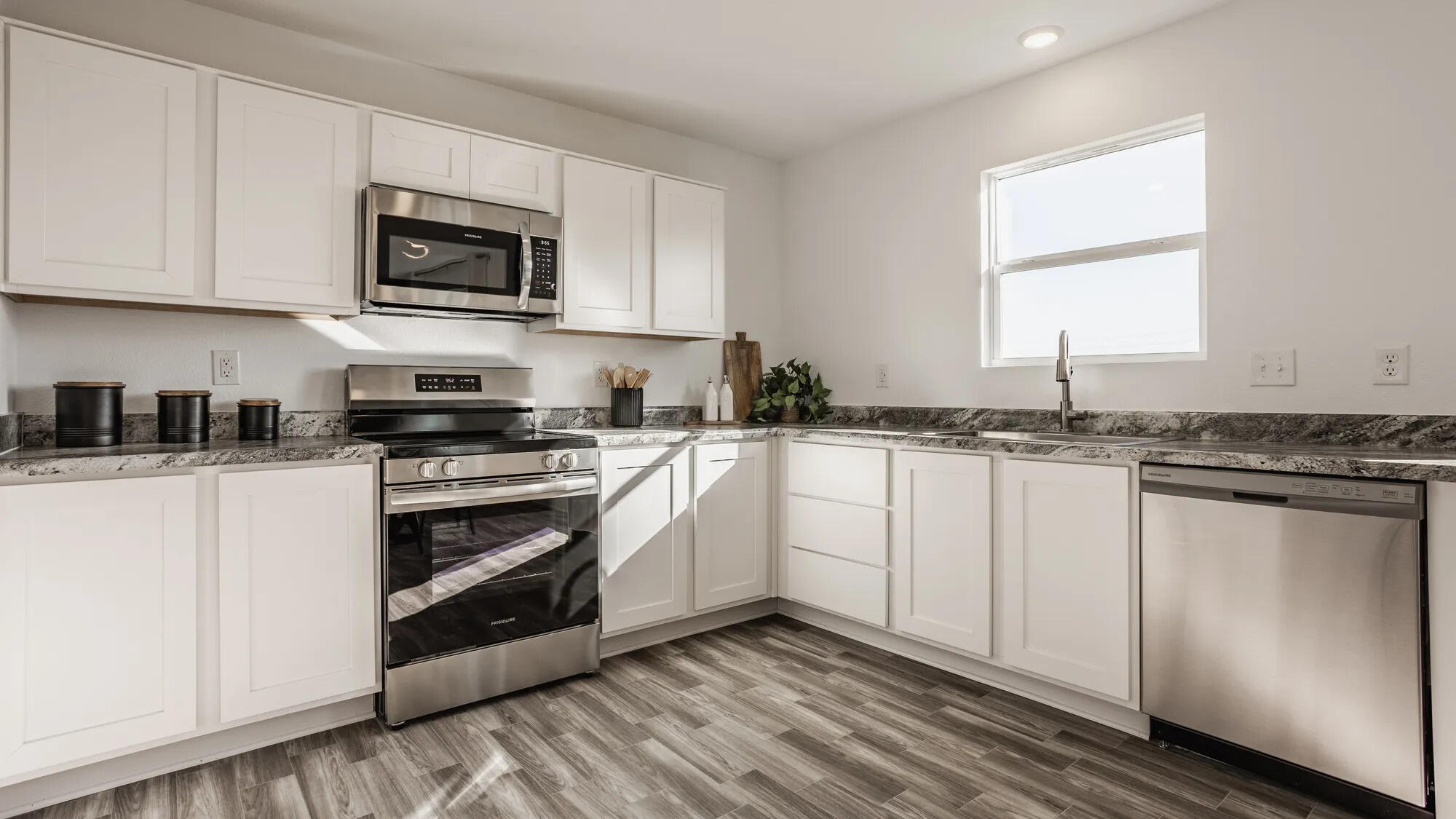 3932 Bergman, Springfield, Ohio 45505