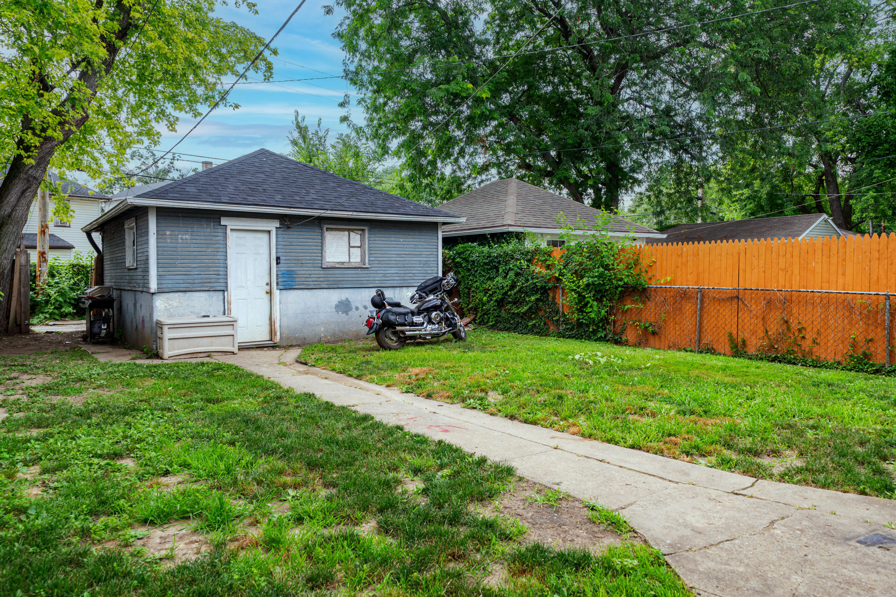 Sperling, Dayton, Ohio 45403