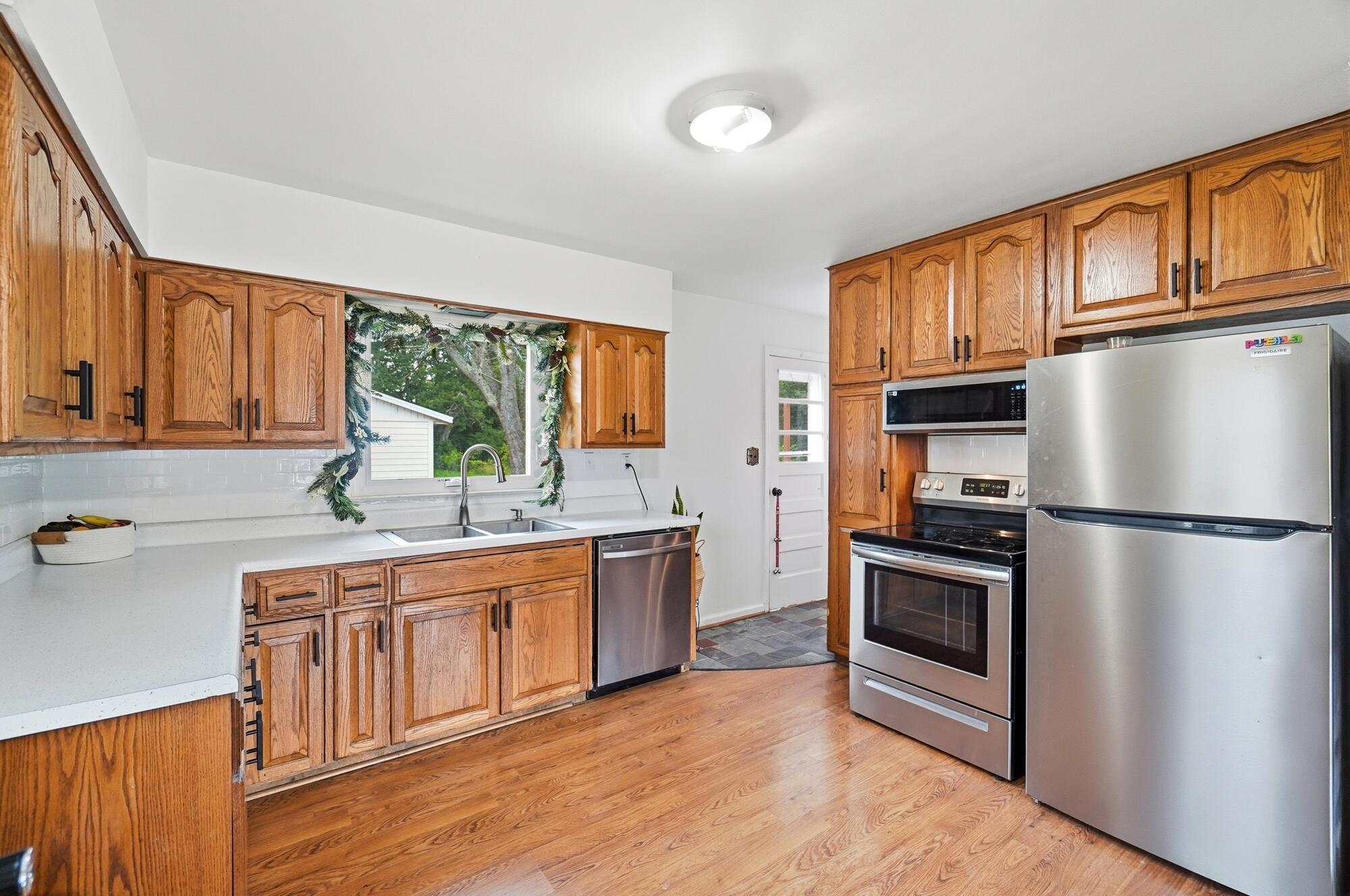 719 Lawnview, Springfield, Ohio 45505