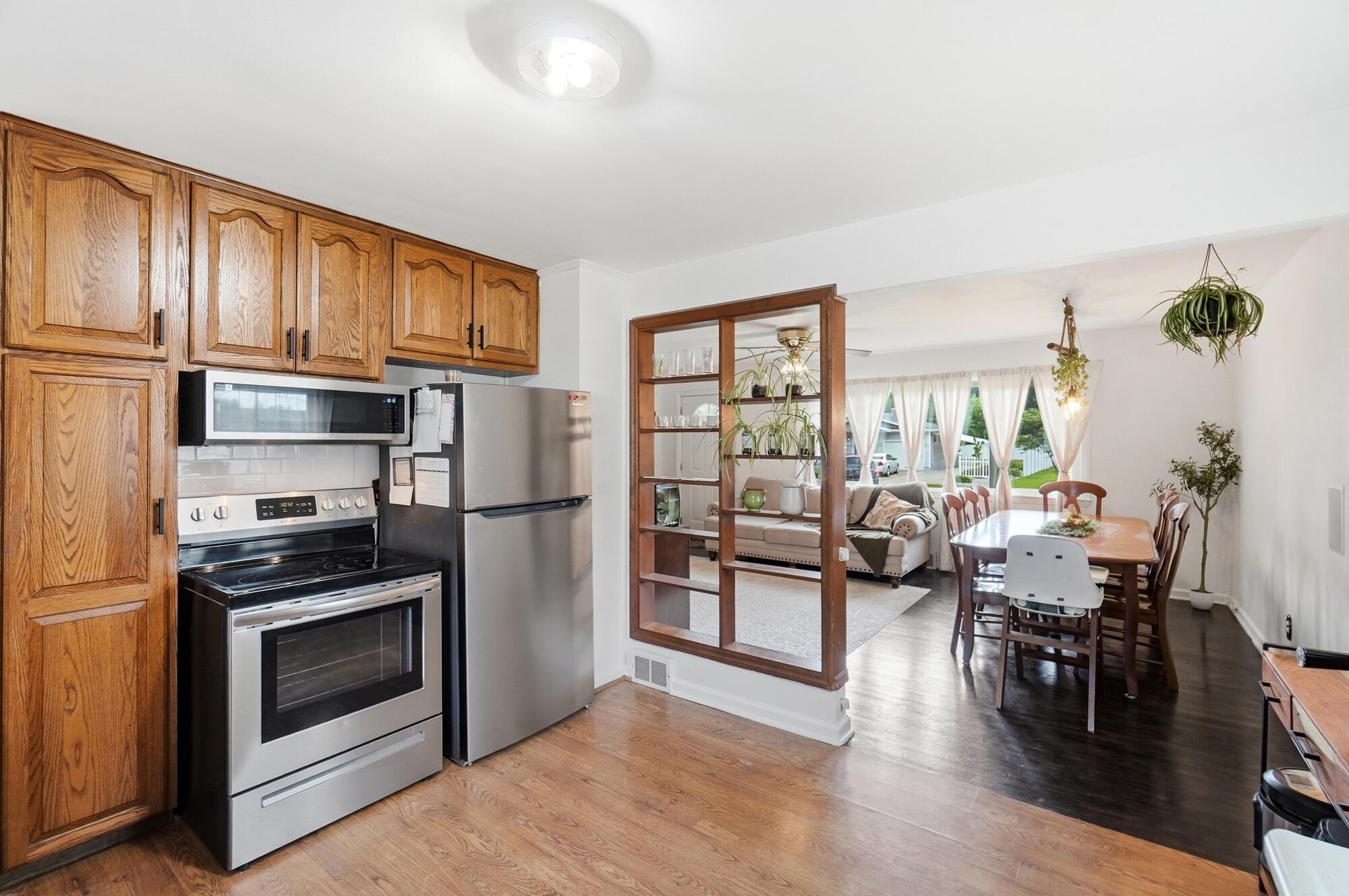 719 Lawnview, Springfield, Ohio 45505