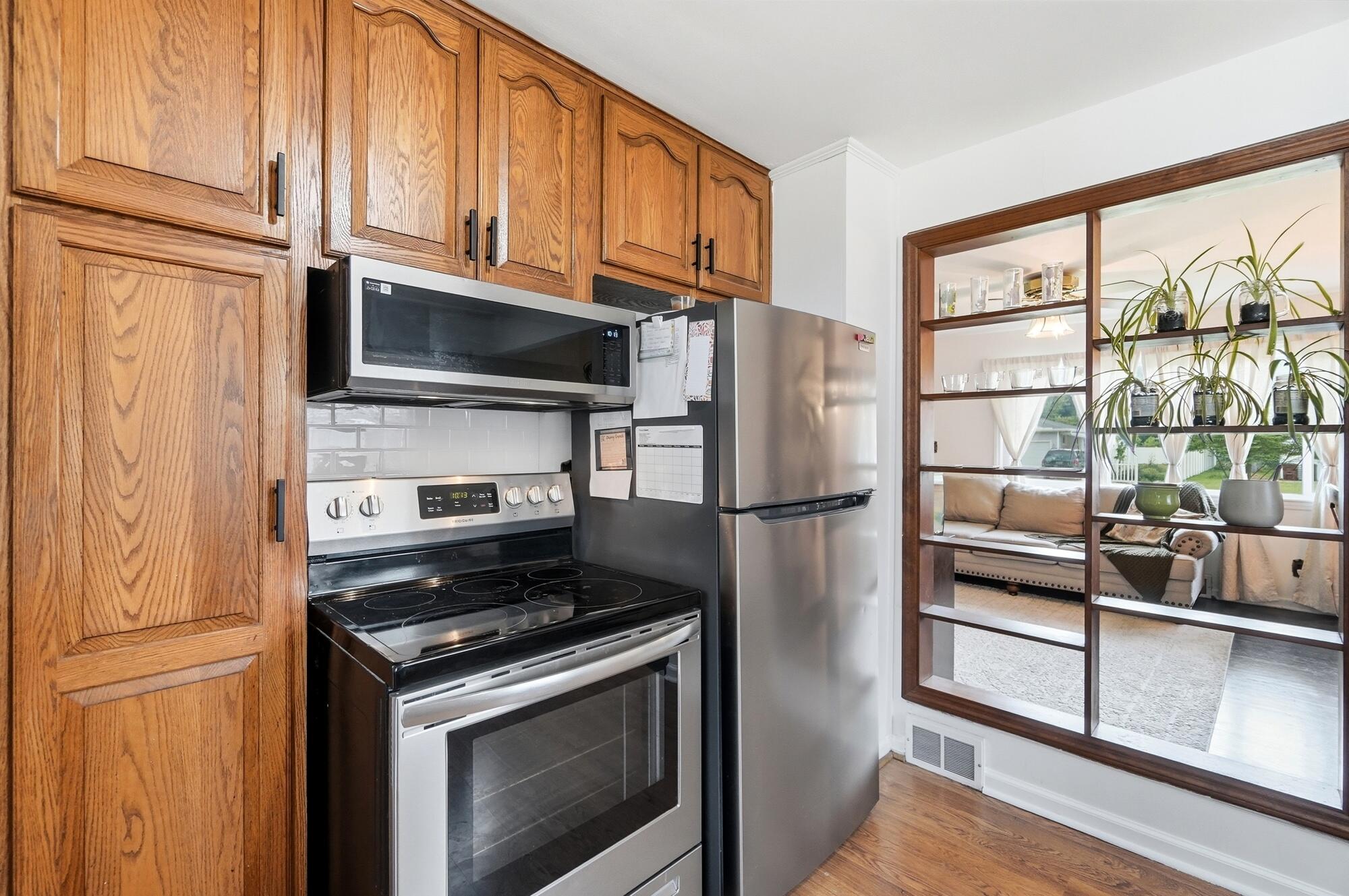 719 Lawnview, Springfield, Ohio 45505