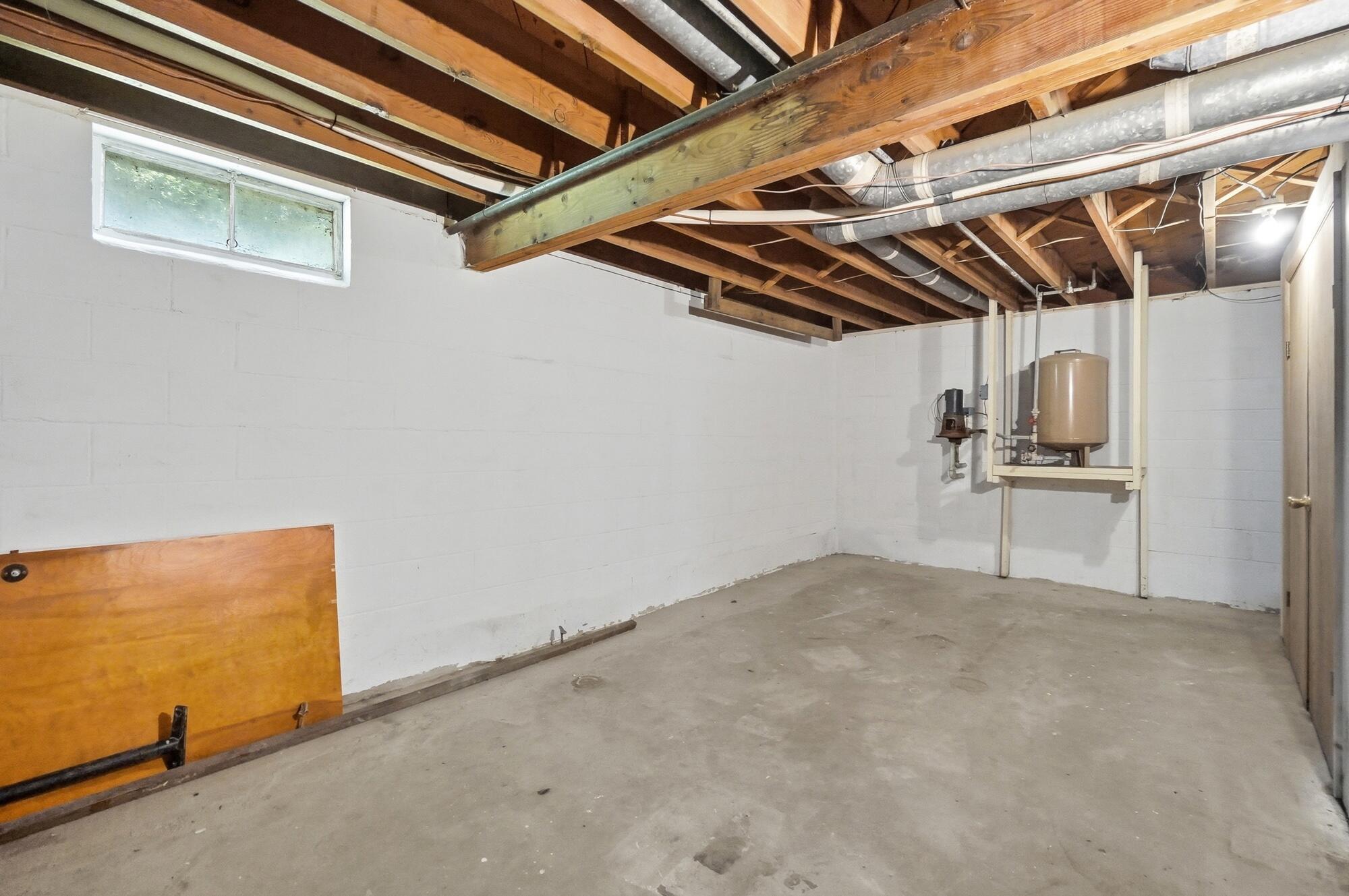 719 Lawnview, Springfield, Ohio 45505
