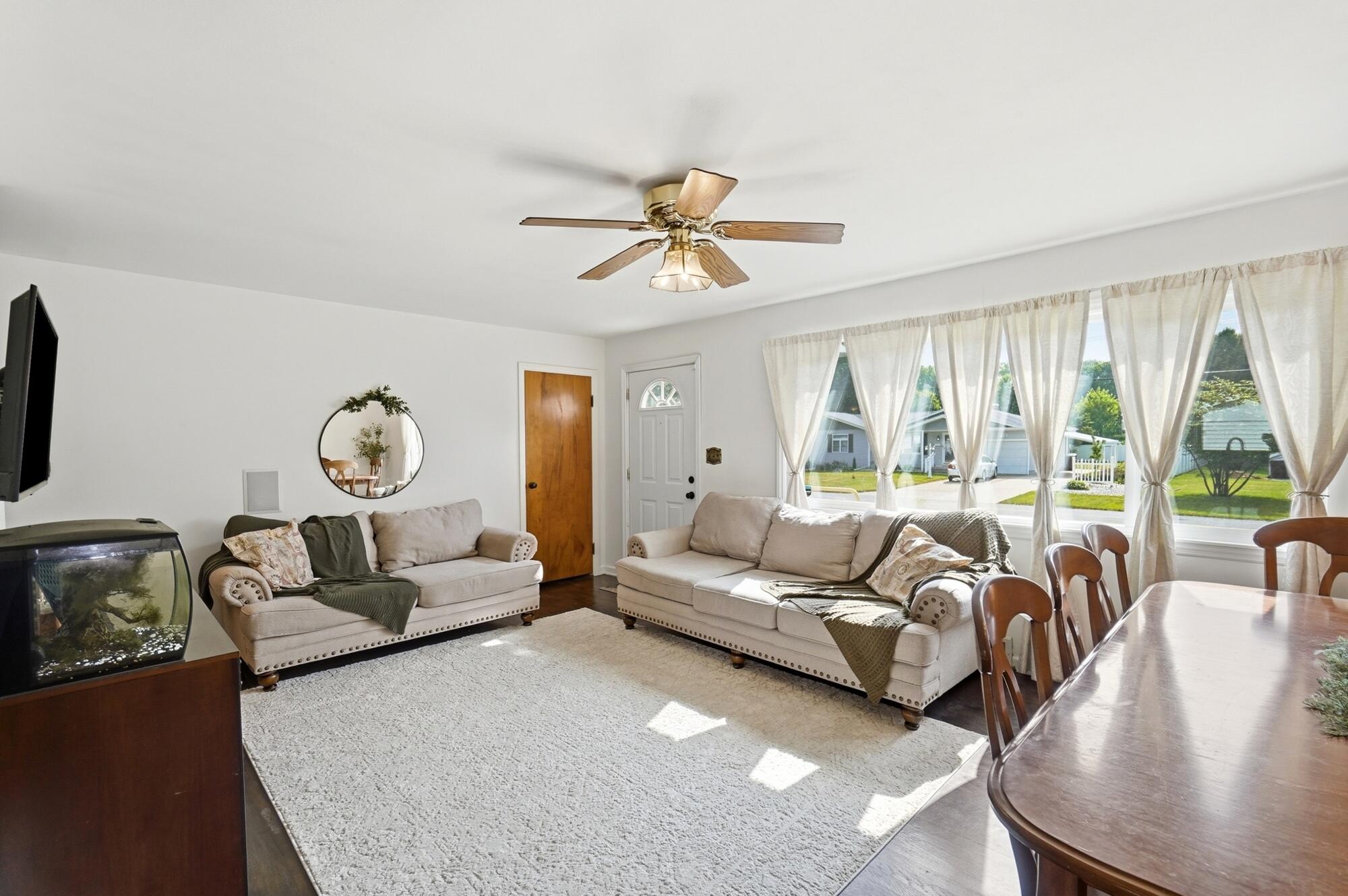 719 Lawnview, Springfield, Ohio 45505